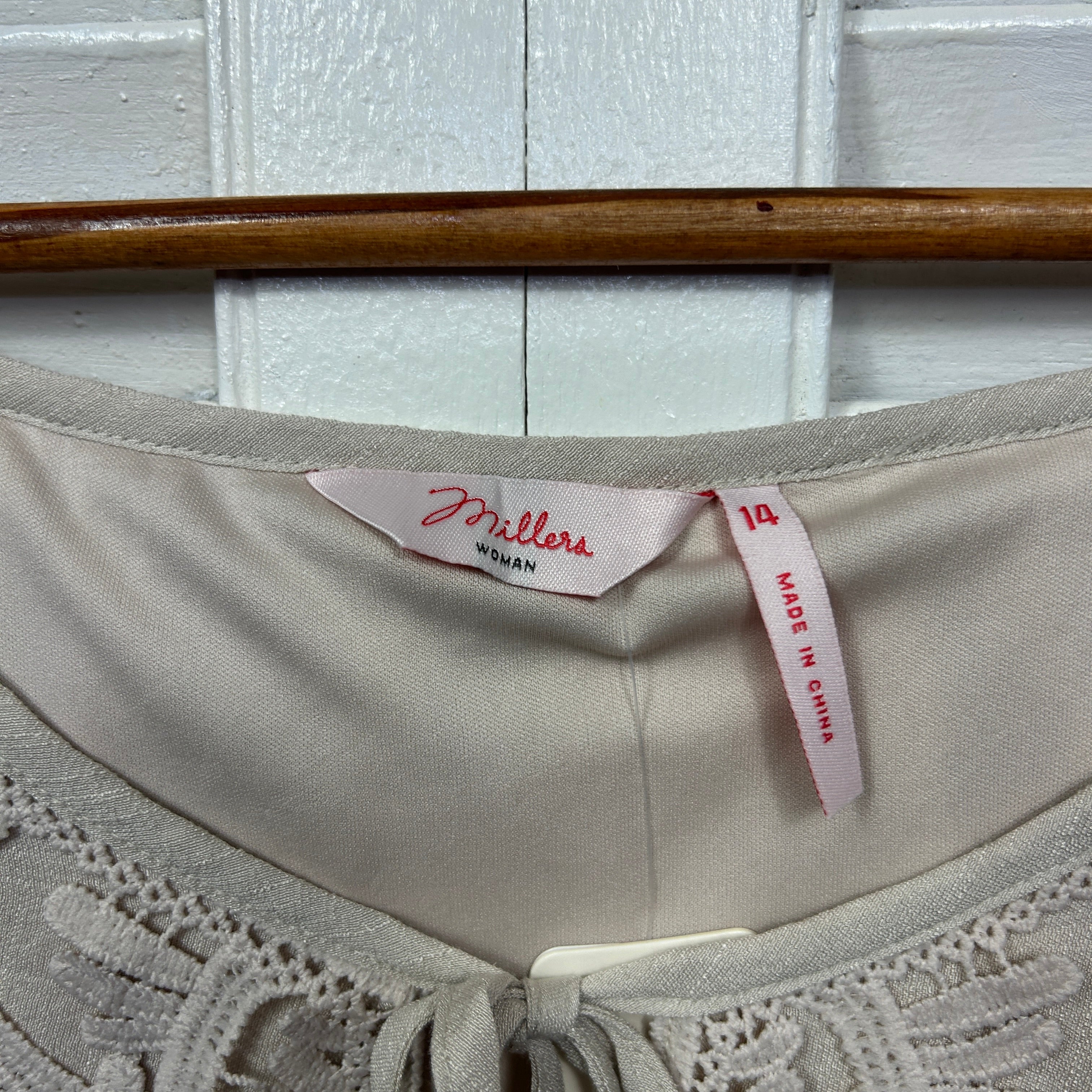 Millers Top Size 14 Beige Natural 3/4 Sleeve New - Image 3