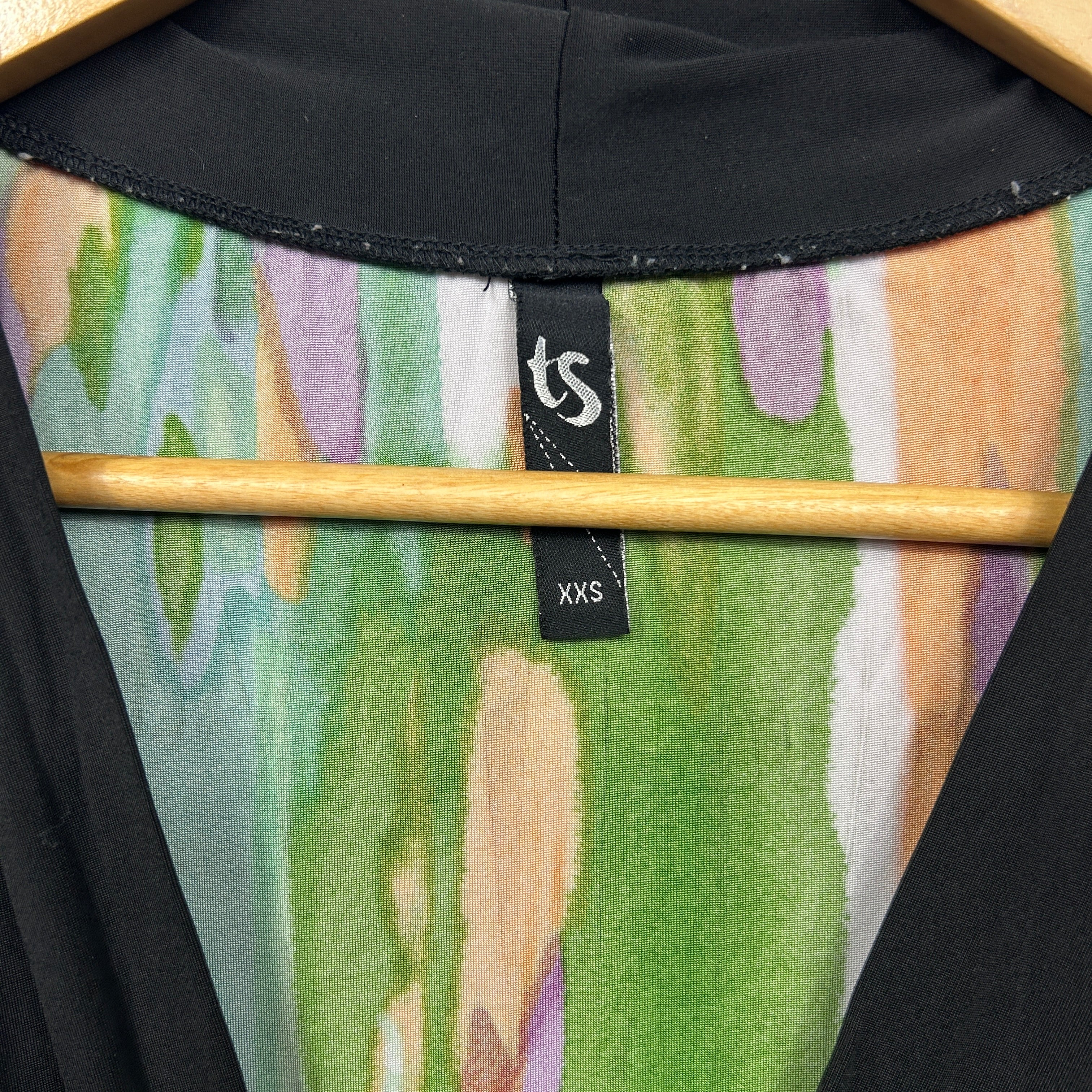 Taking Shape Top Size 12 14 XXS Short Sleeve Multicoloured - Image 3