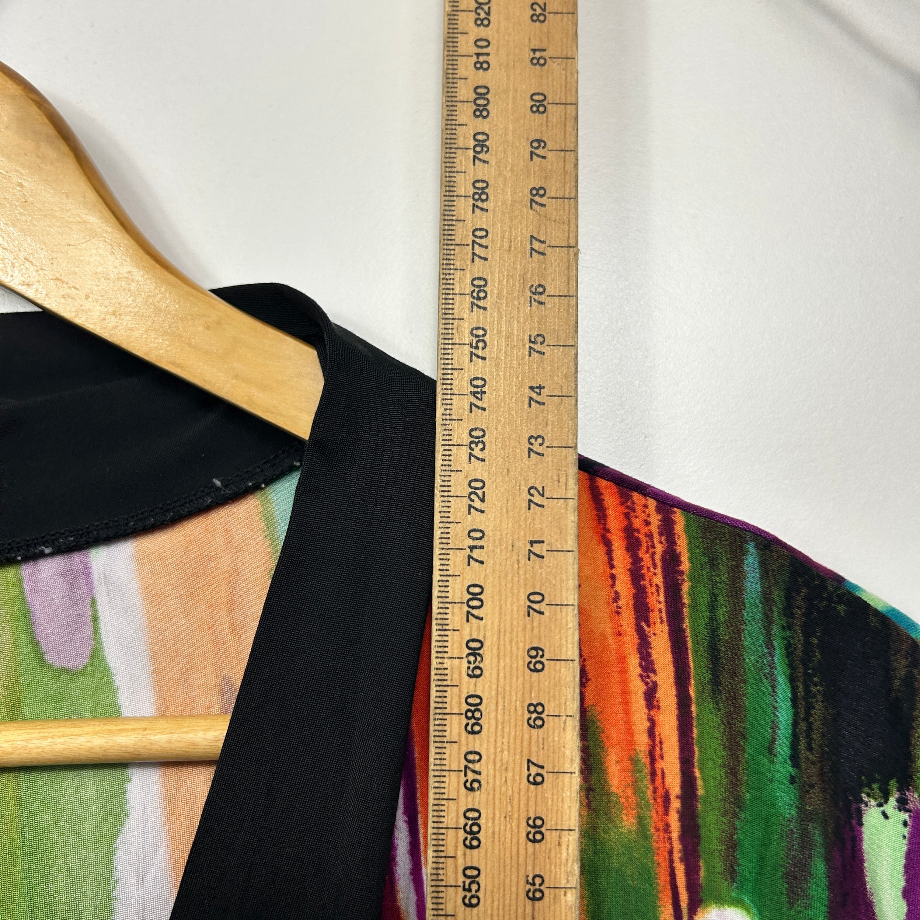 Taking Shape Top Size 12 14 XXS Short Sleeve Multicoloured - Image 8