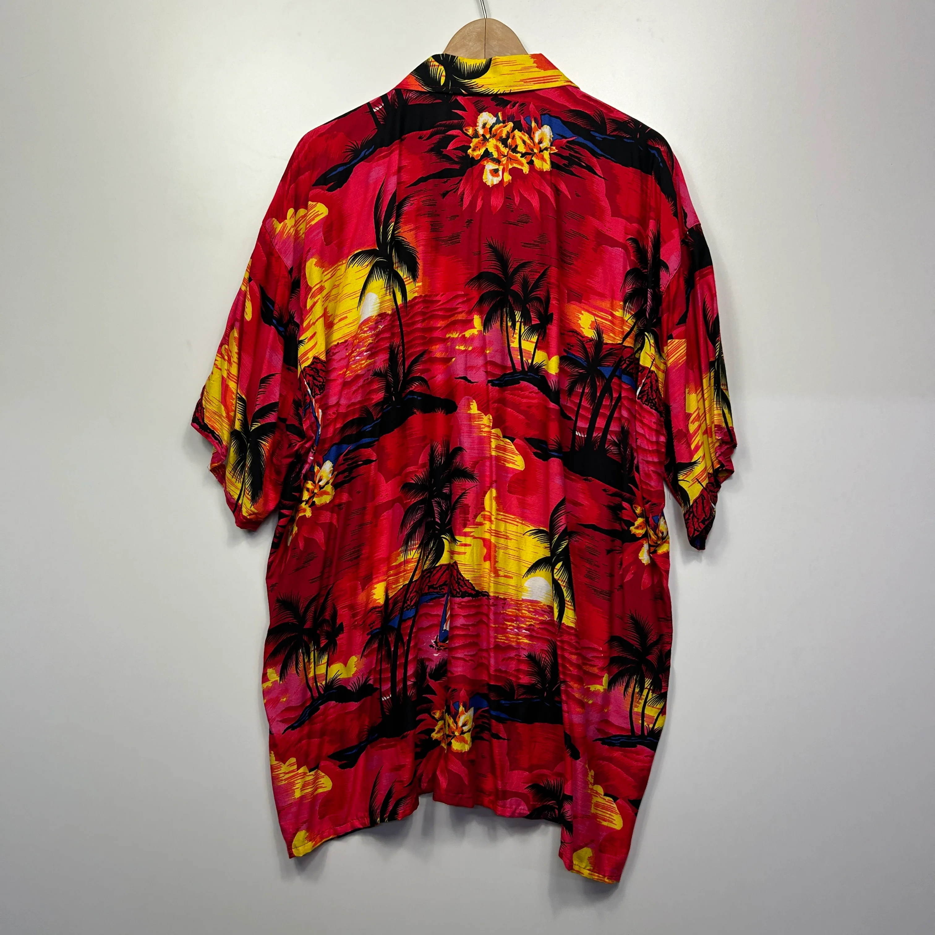 Hawaiian Shirt Size 4XL Short Sleeve Tropical Holiday - Image 4
