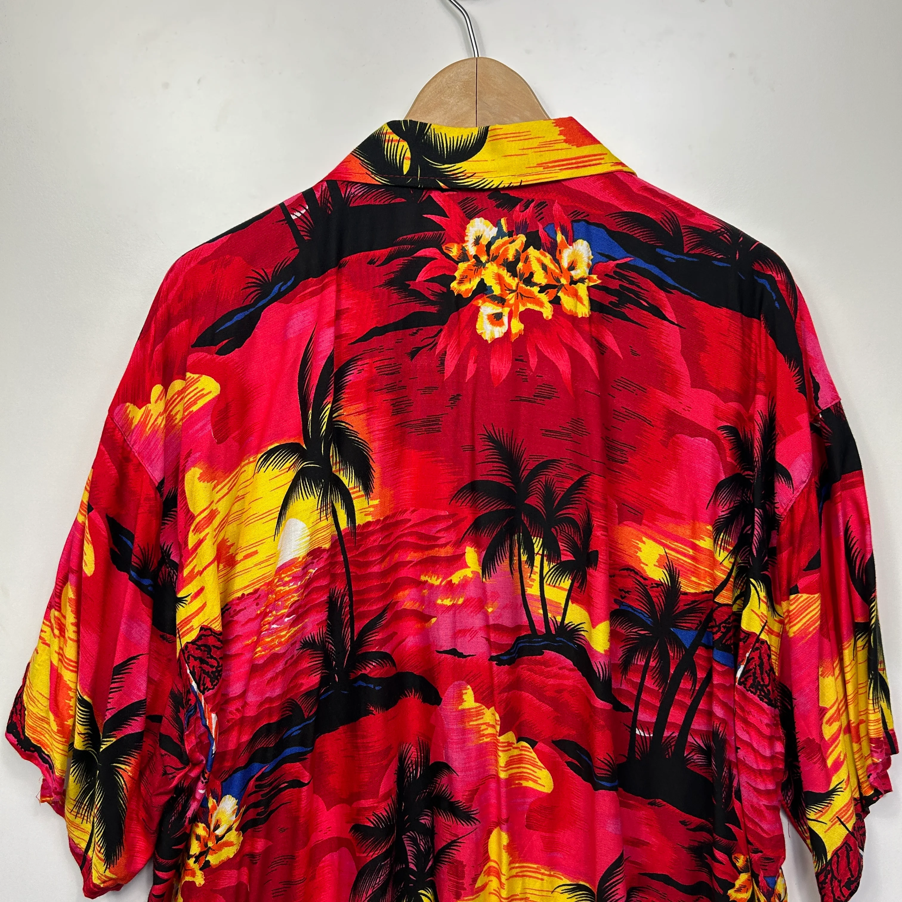 Hawaiian Shirt Size 4XL Short Sleeve Tropical Holiday - Image 5