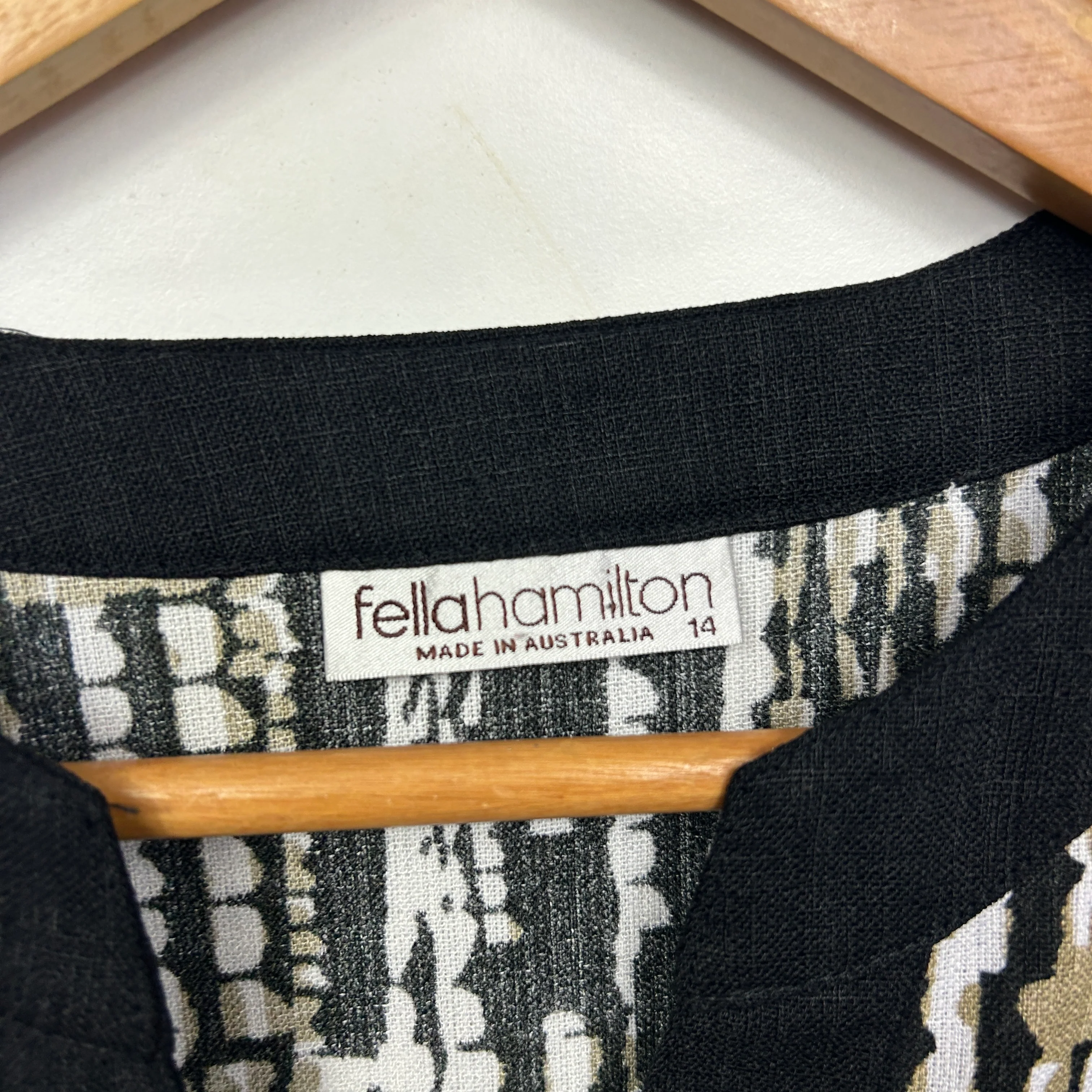 Fella Hamilton Top Size 14 3/4 Sleeve Made in Australia - Image 2