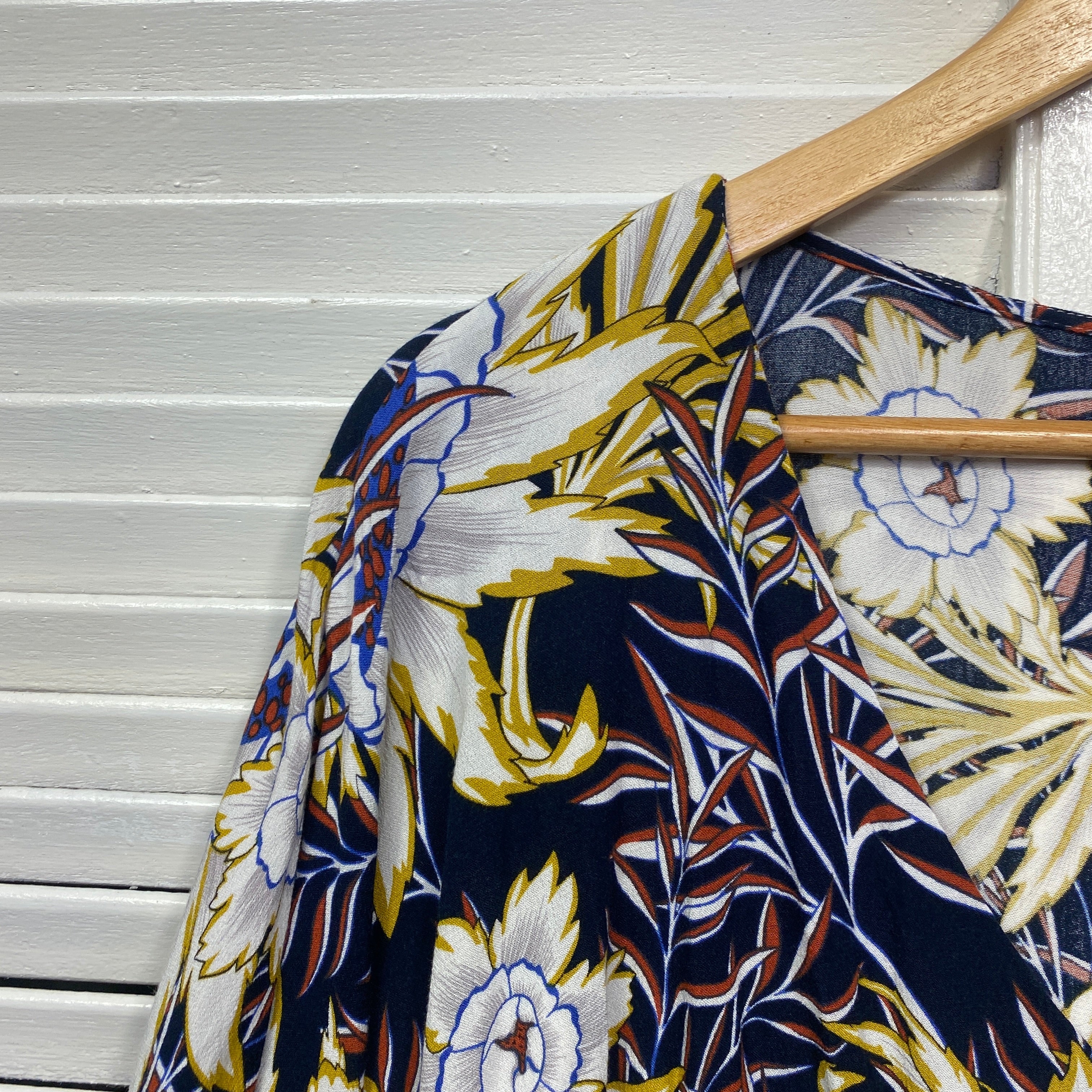 Fate & Becker Dress 14 Short Sleeve Floral Viscose - Image 3