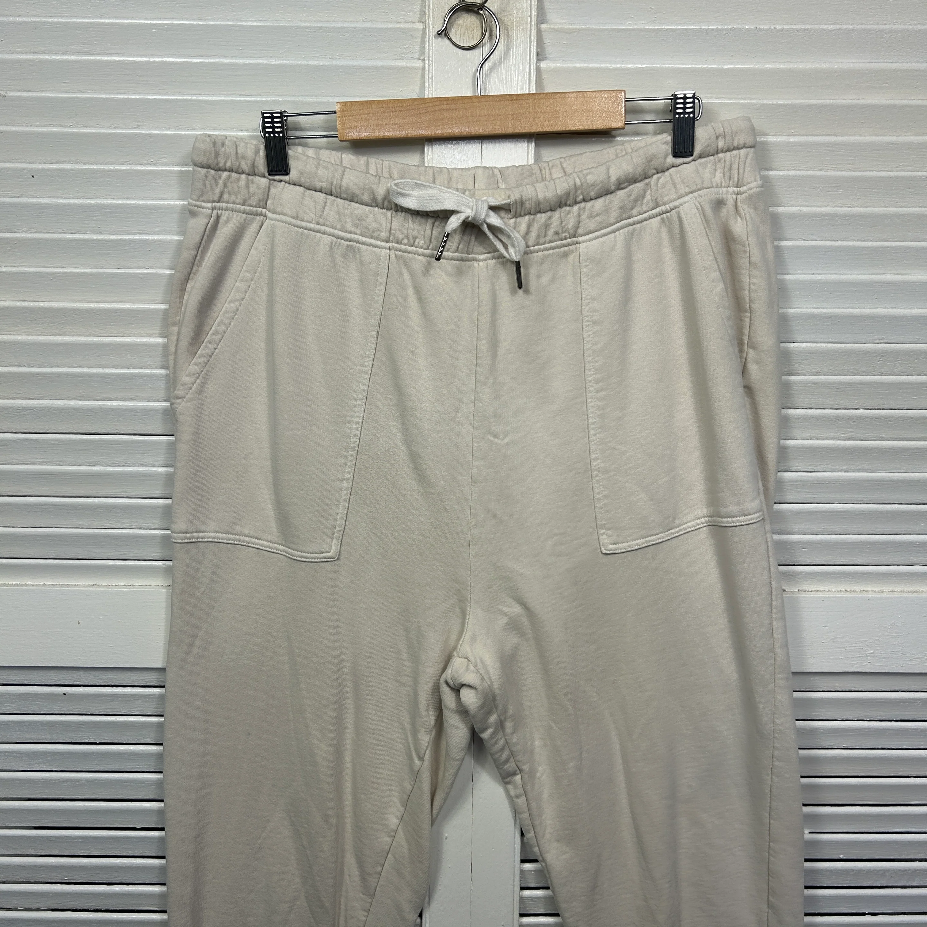 Target Sweat Pants Size 16 Beige Pockets Activewear - Image 3