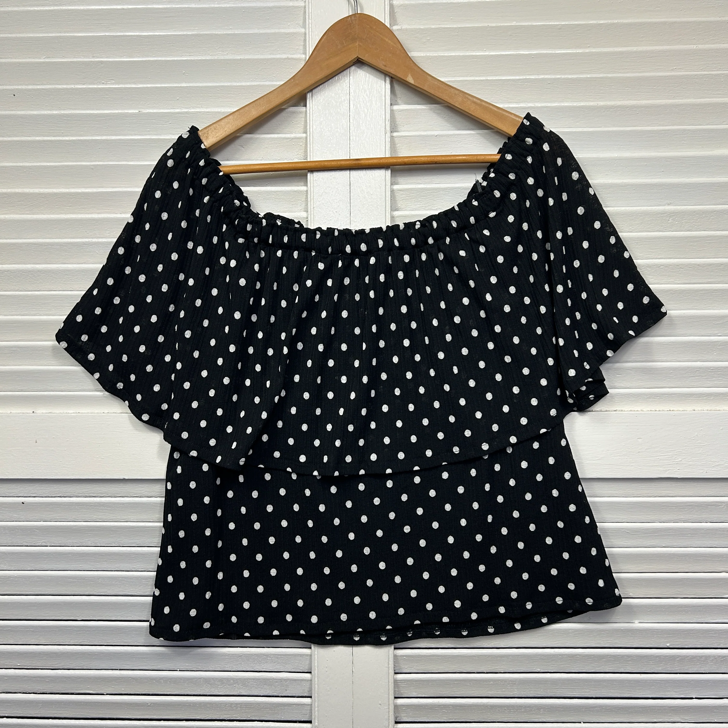 Witchery Top Size 14 Large Black White Polka Dots - Image 5