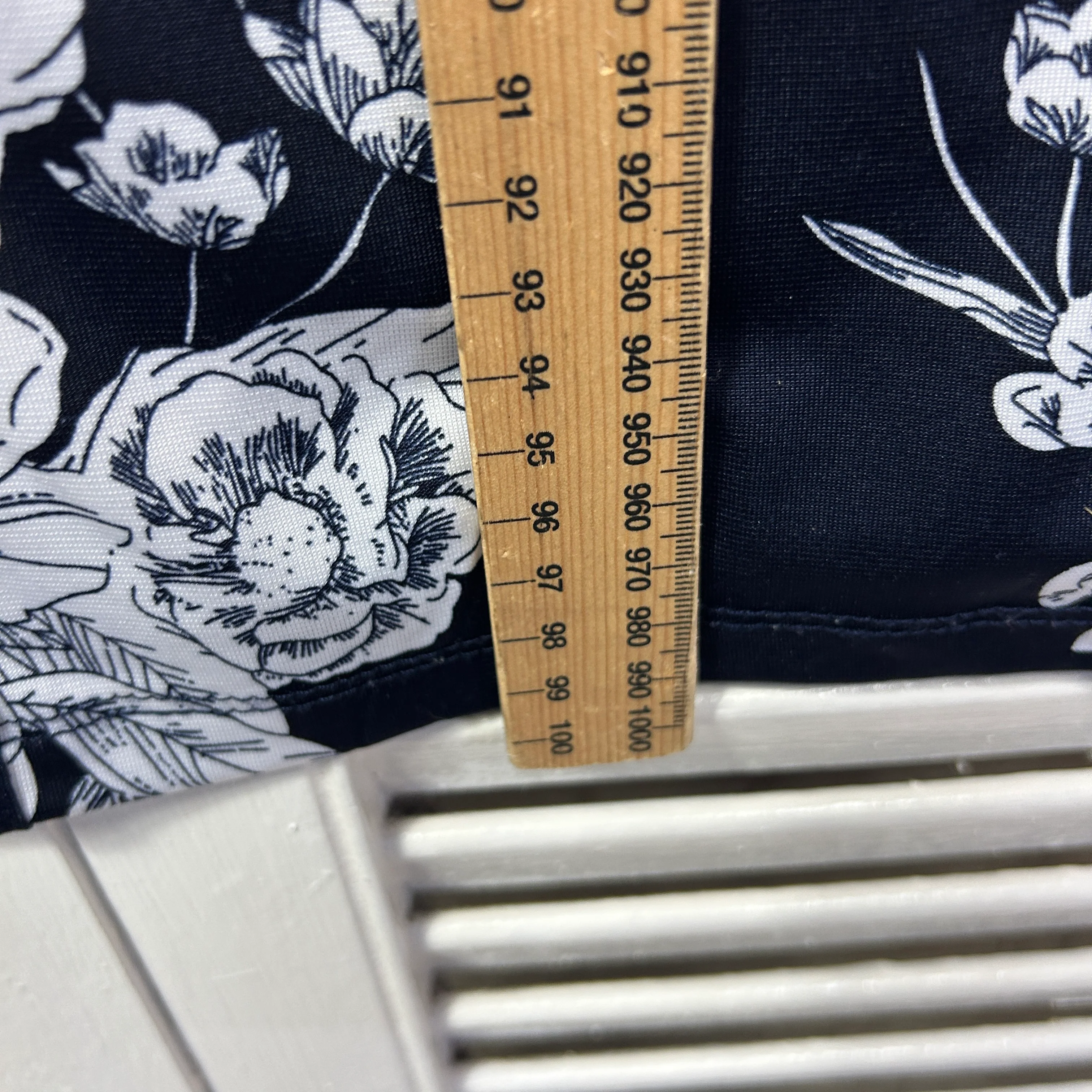 Millers Dress Size 16 Sleeveless Navy White Floral - Image 9