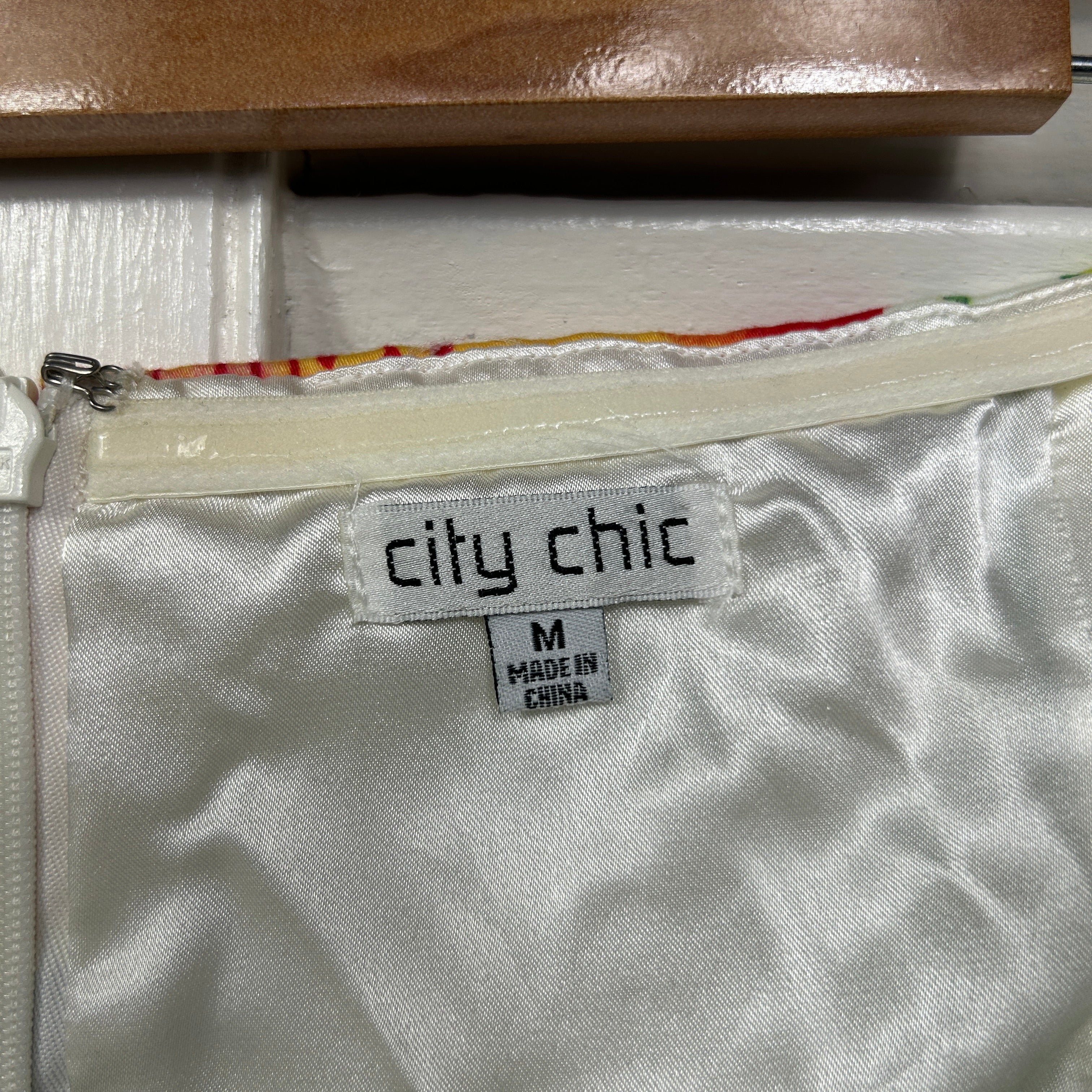 City Chic Dress Size 18 Medium Plus Floral Strapless Cocktail - Image 4