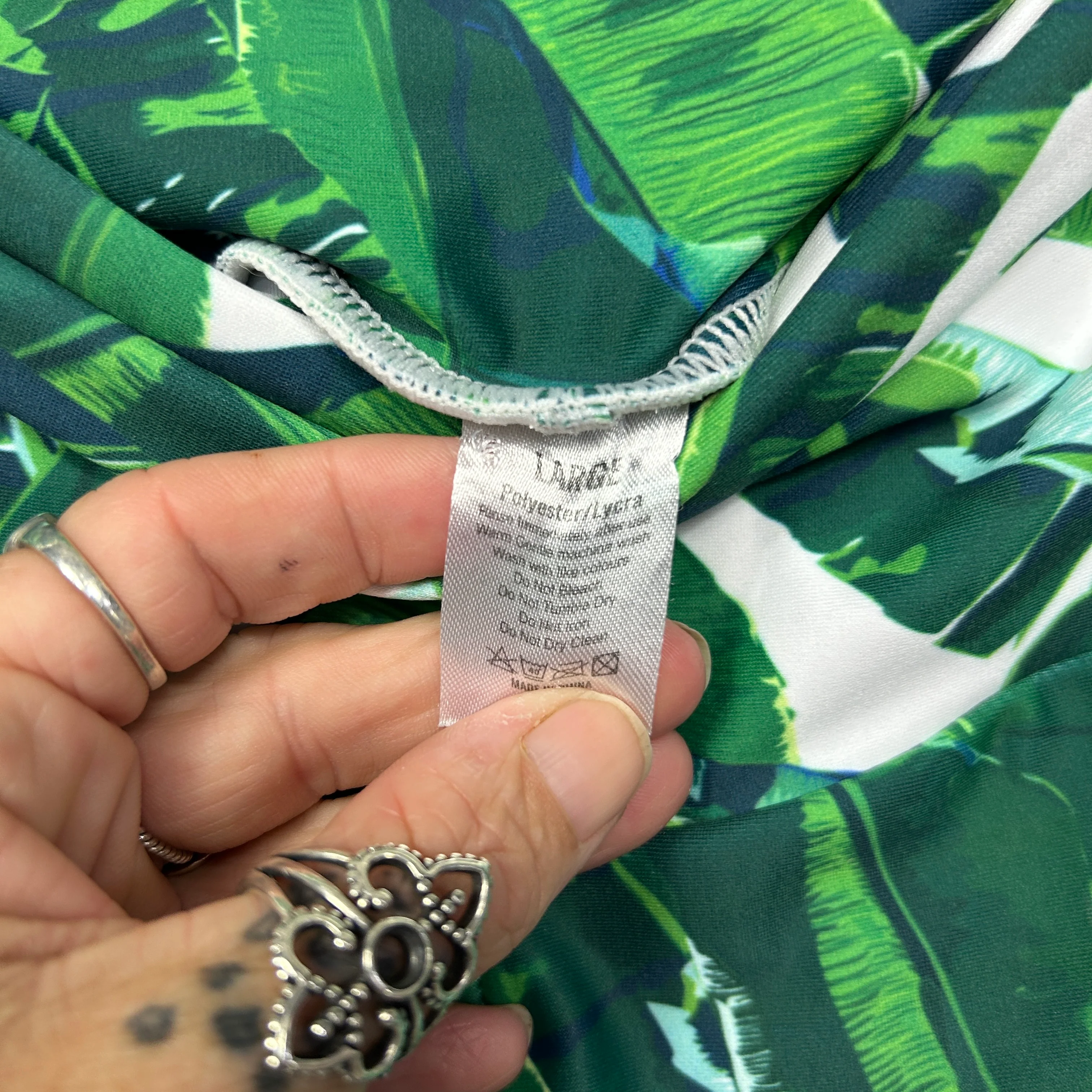 Exoticathletica Leggings Size Large 14 Green Leaf Print - Image 4