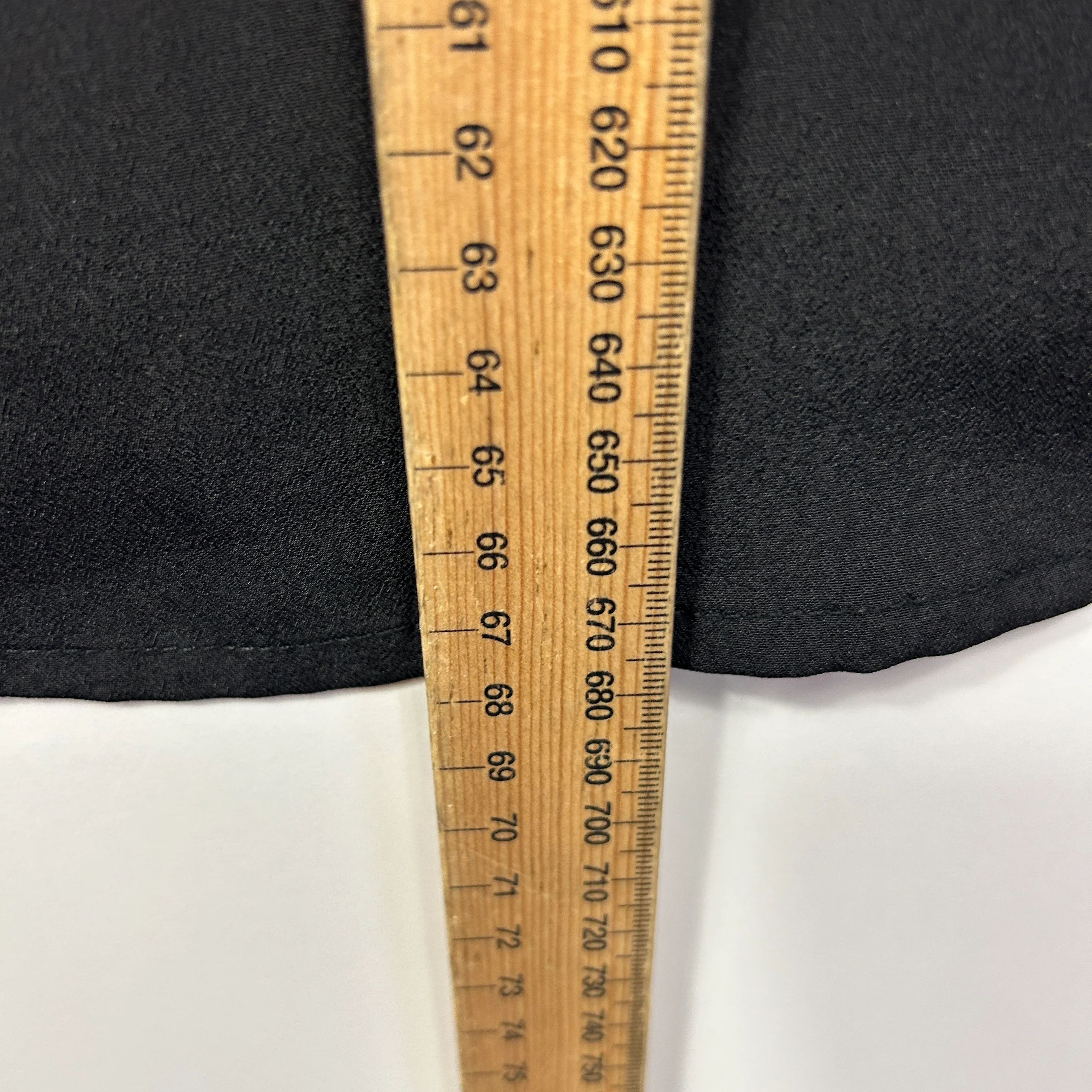 Suzanne Grae Top Size 14 Black Short Sleeve Ruffle - Image 8