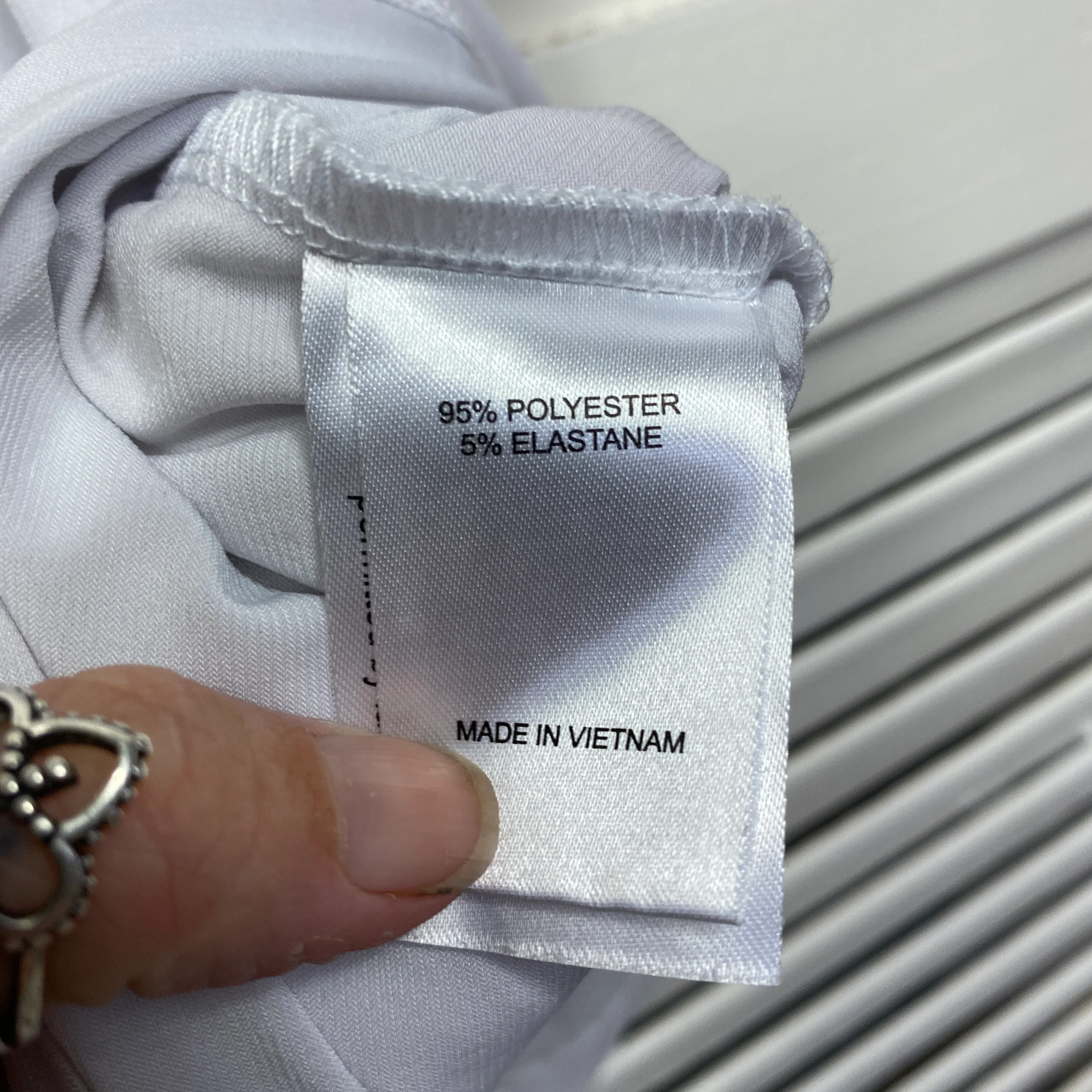 Taking Shape Top Petites Plus XXSP 12 14 Sleeveless Tank White - Image 5