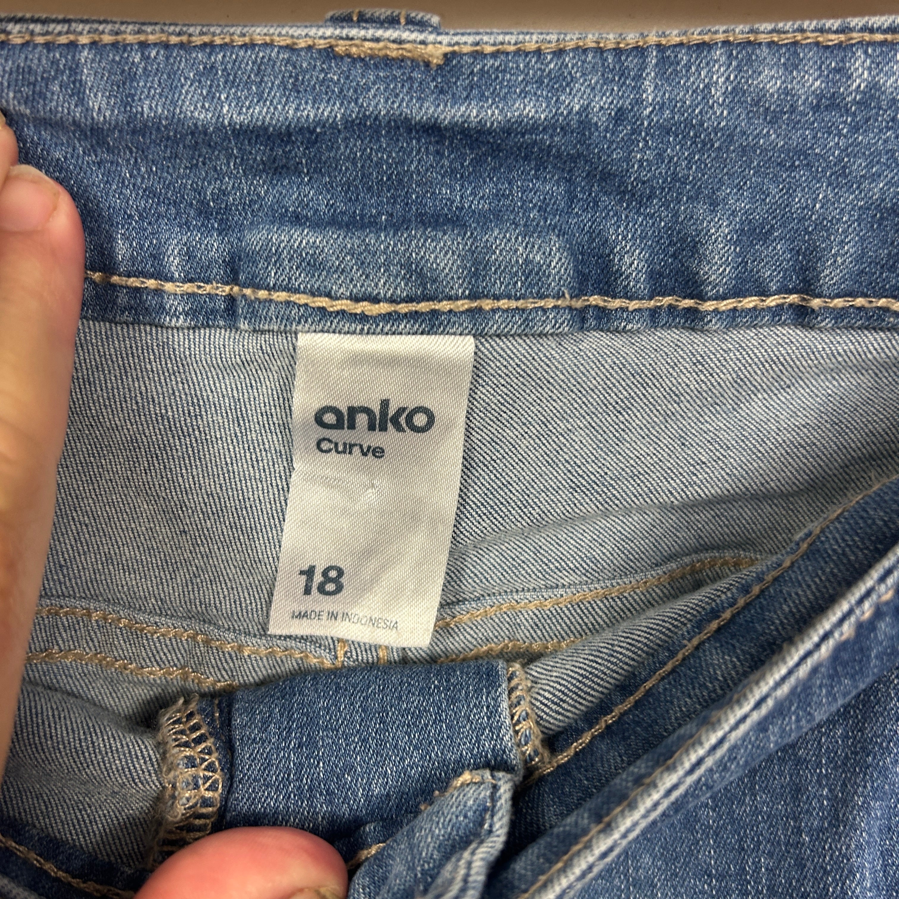Anko Curve Navy Blue Denim Shorts - Size 18 (fault- mark) - Image 3