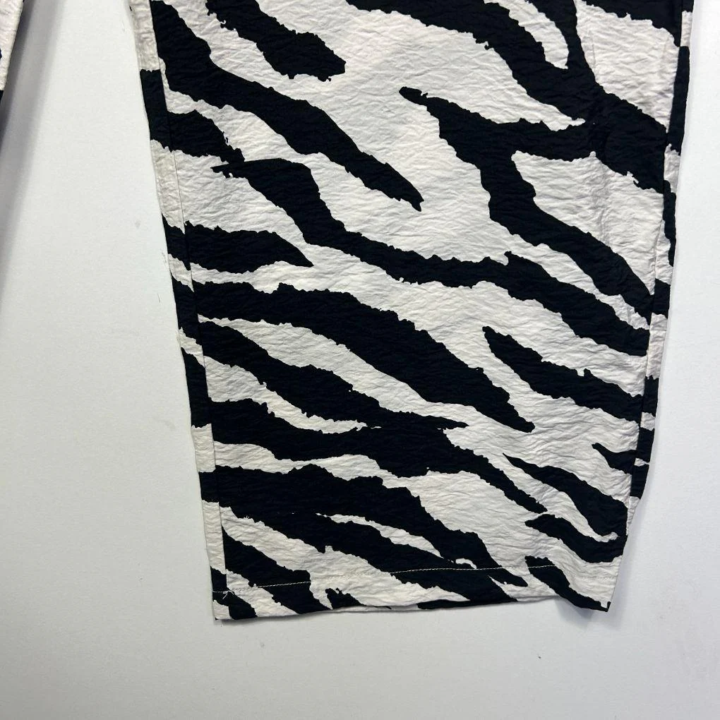 Anko Black/White Zebra Print Pants - Size 20 - Image 3