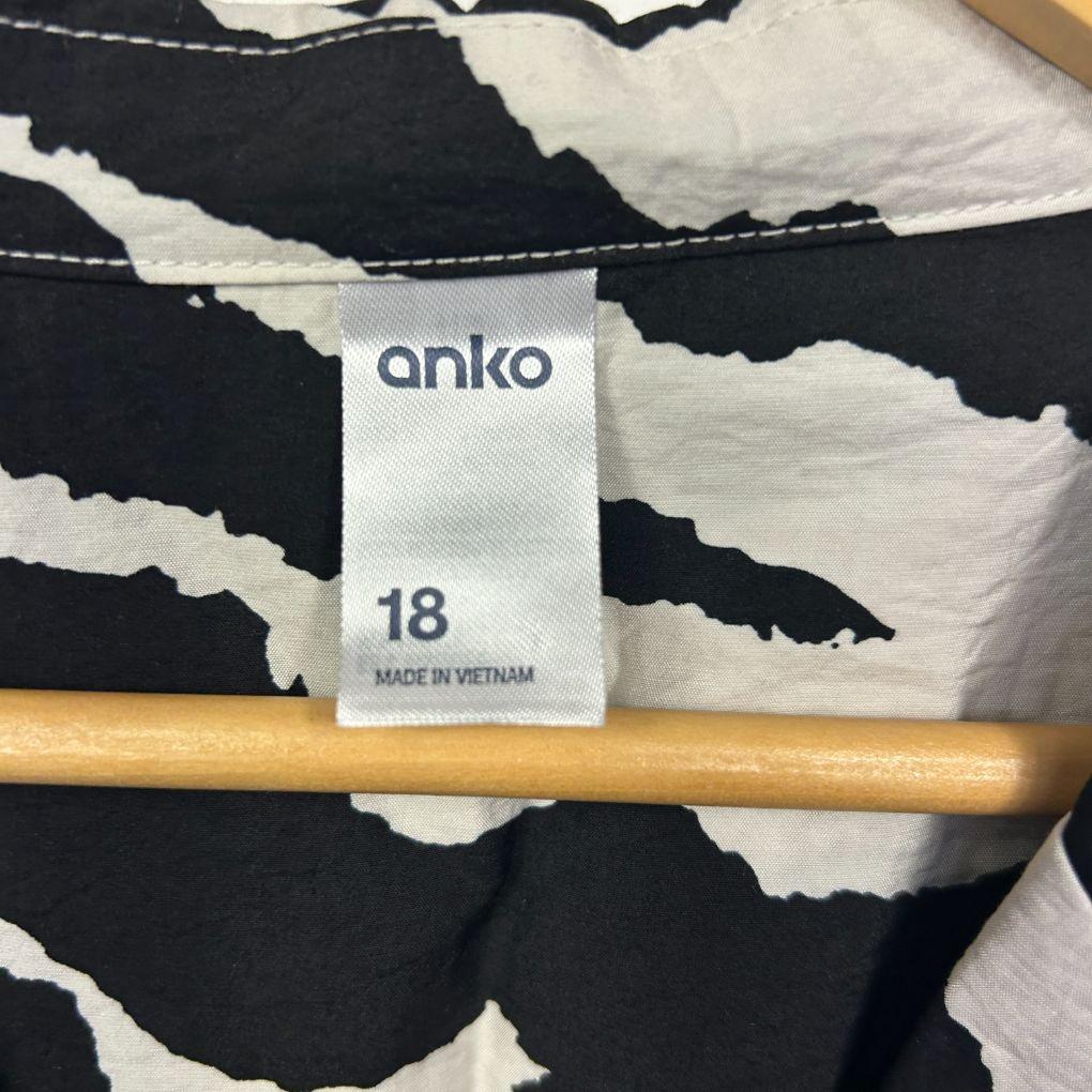 Anko Black/White Zebra Print Shirt - Size 18 - Image 3