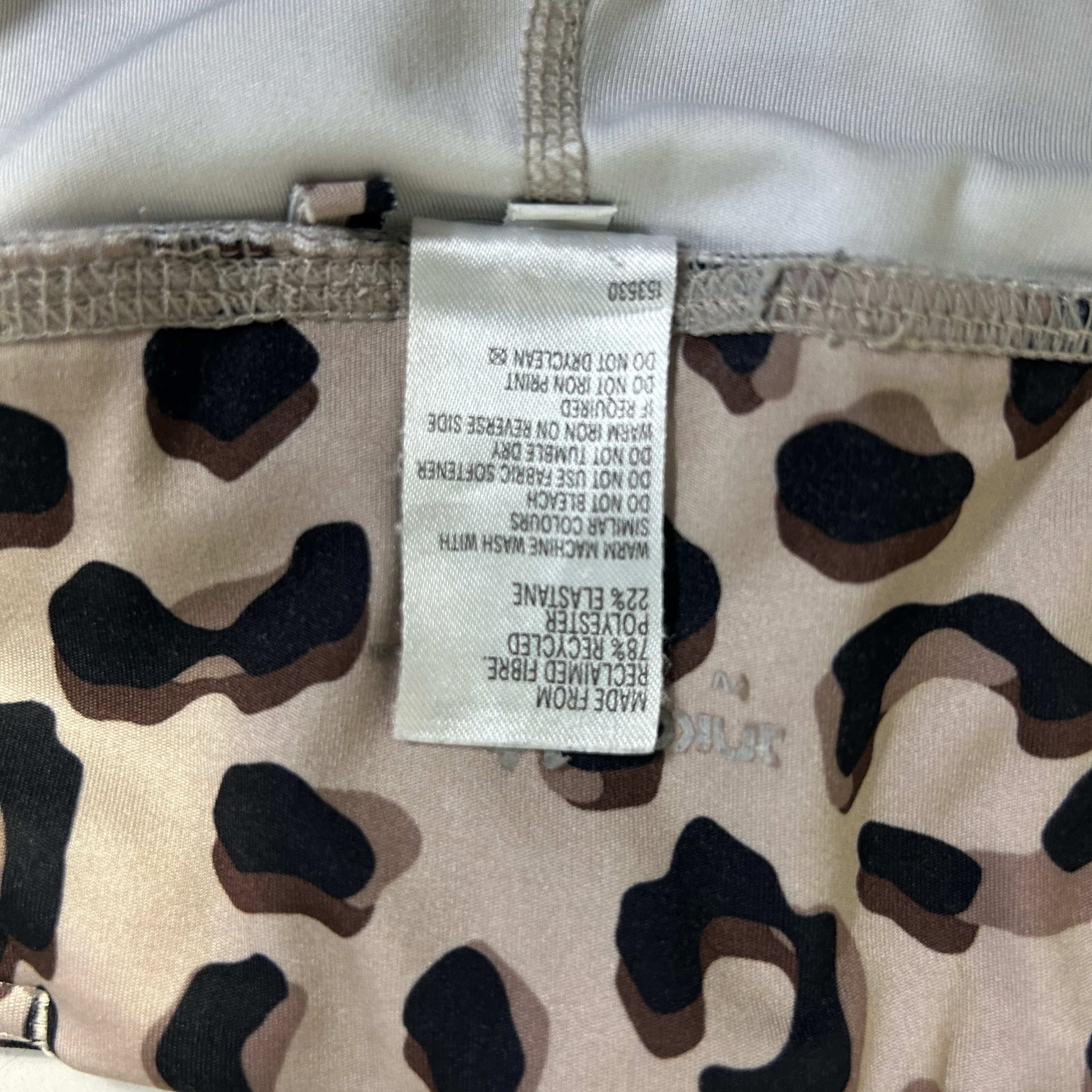 Anko Leopard Print Bike Shorts - Size 16 - Image 4