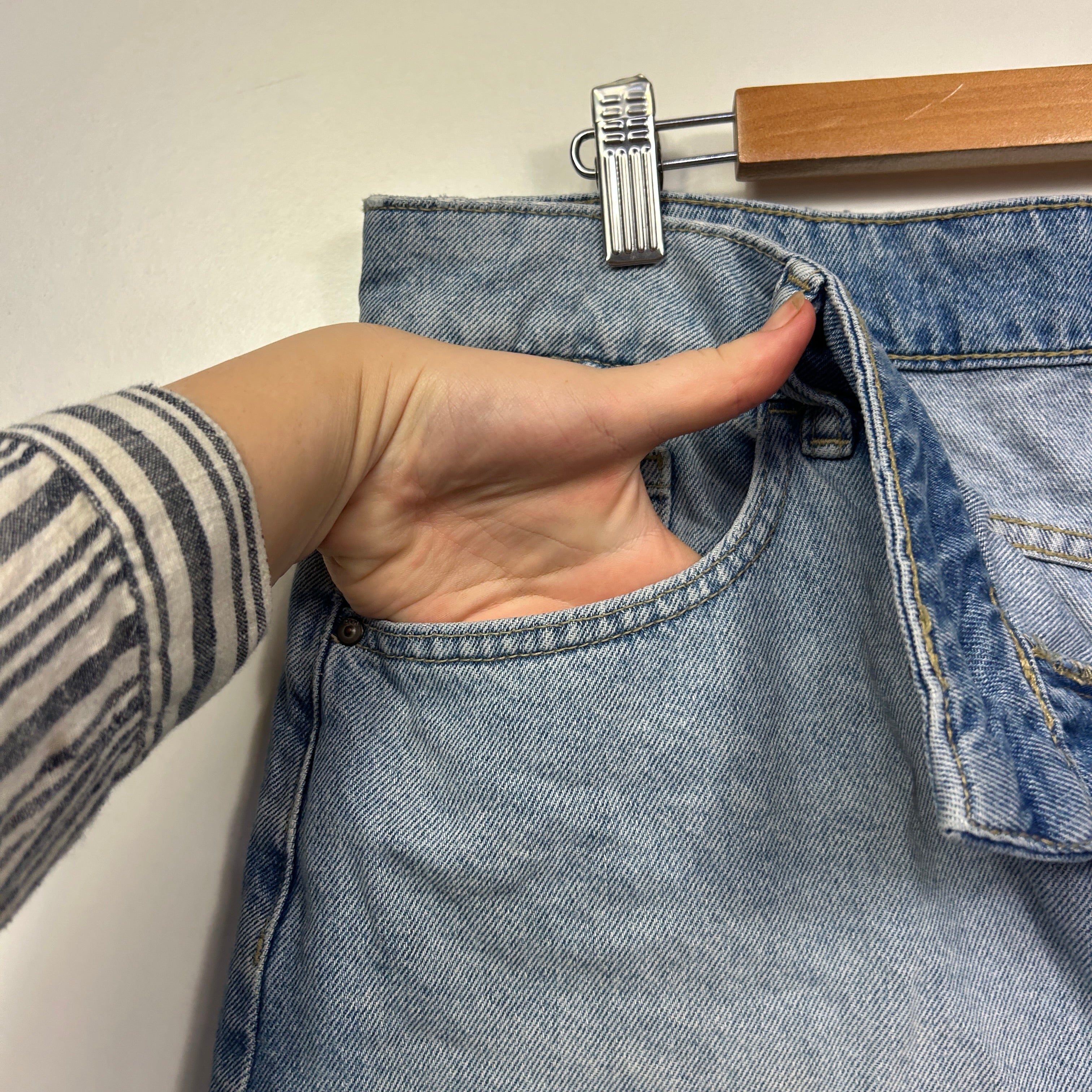 Anko Medium Blue Denim Mini Skirt - Size 16 - Image 4