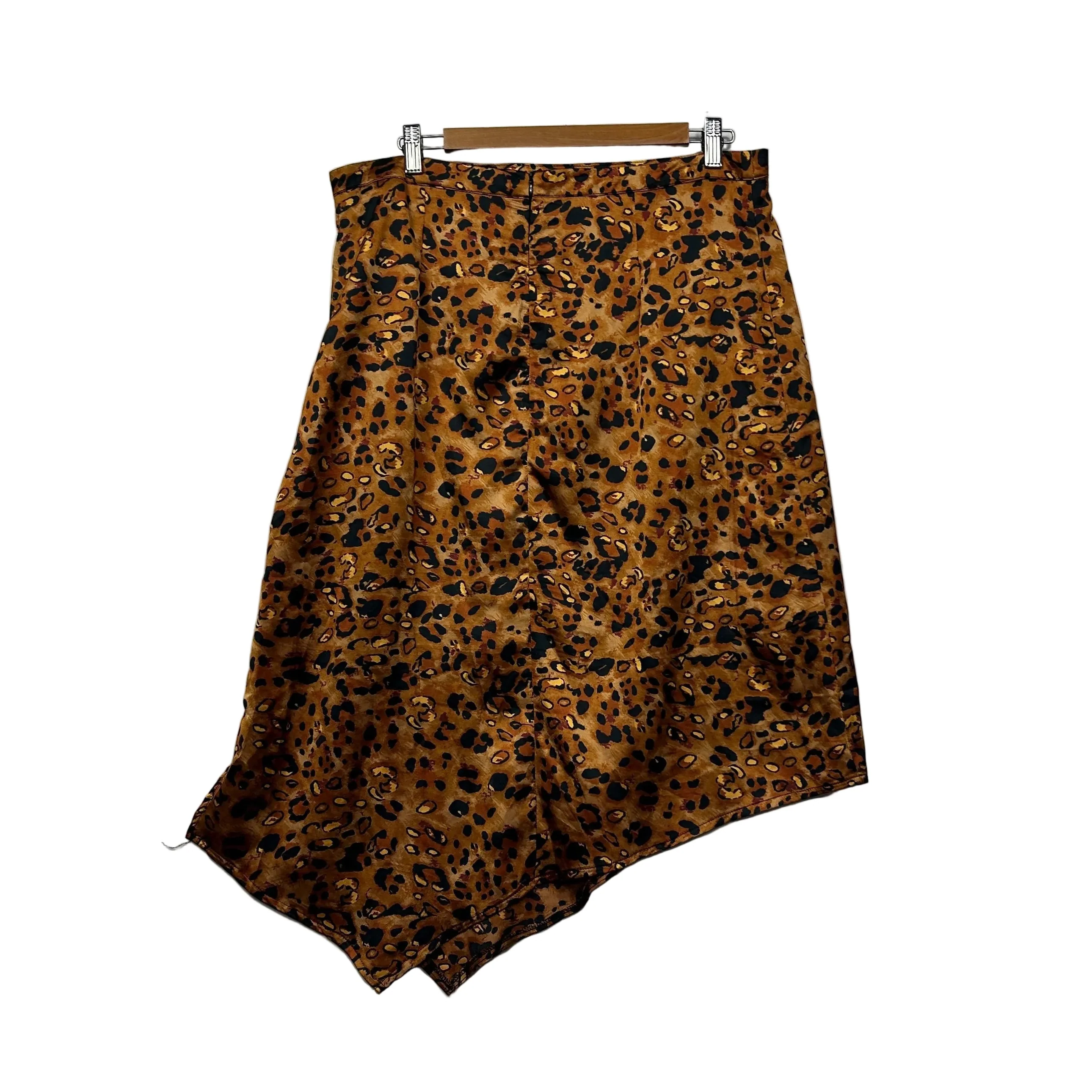 Bee Maddison Tan Leopard Print Skirt - Size 16 - Image 2