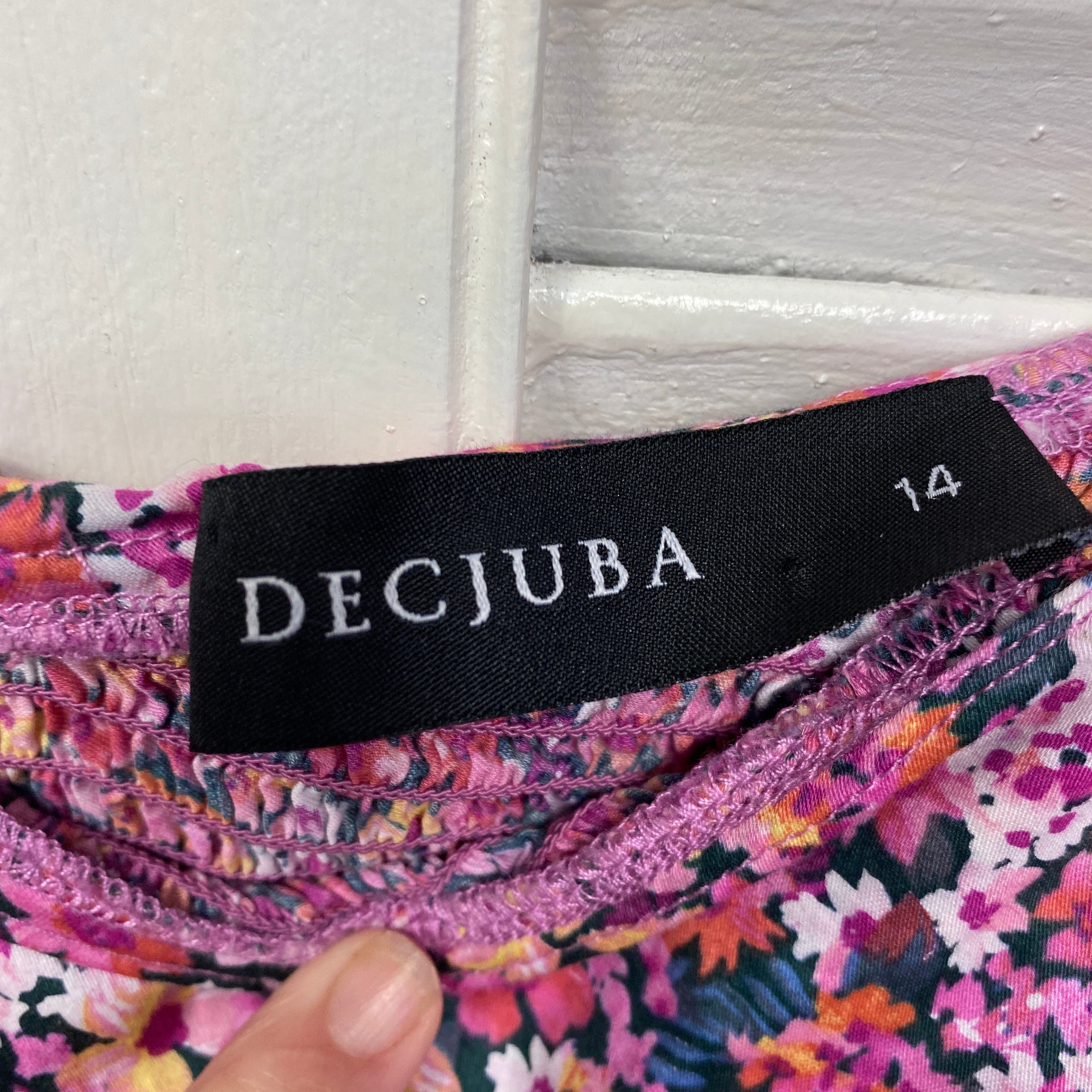 Decjuba Cropped Top Size 14 Pink Floral Ruched - Image 6