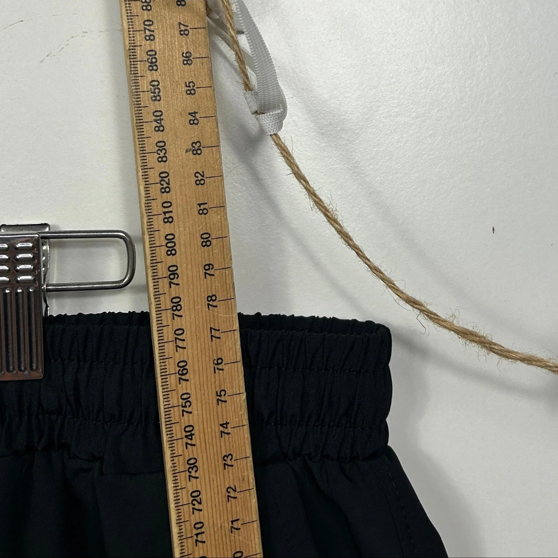 Black Activewear Cropped Pants Shorts - Size 5XL - Image 7