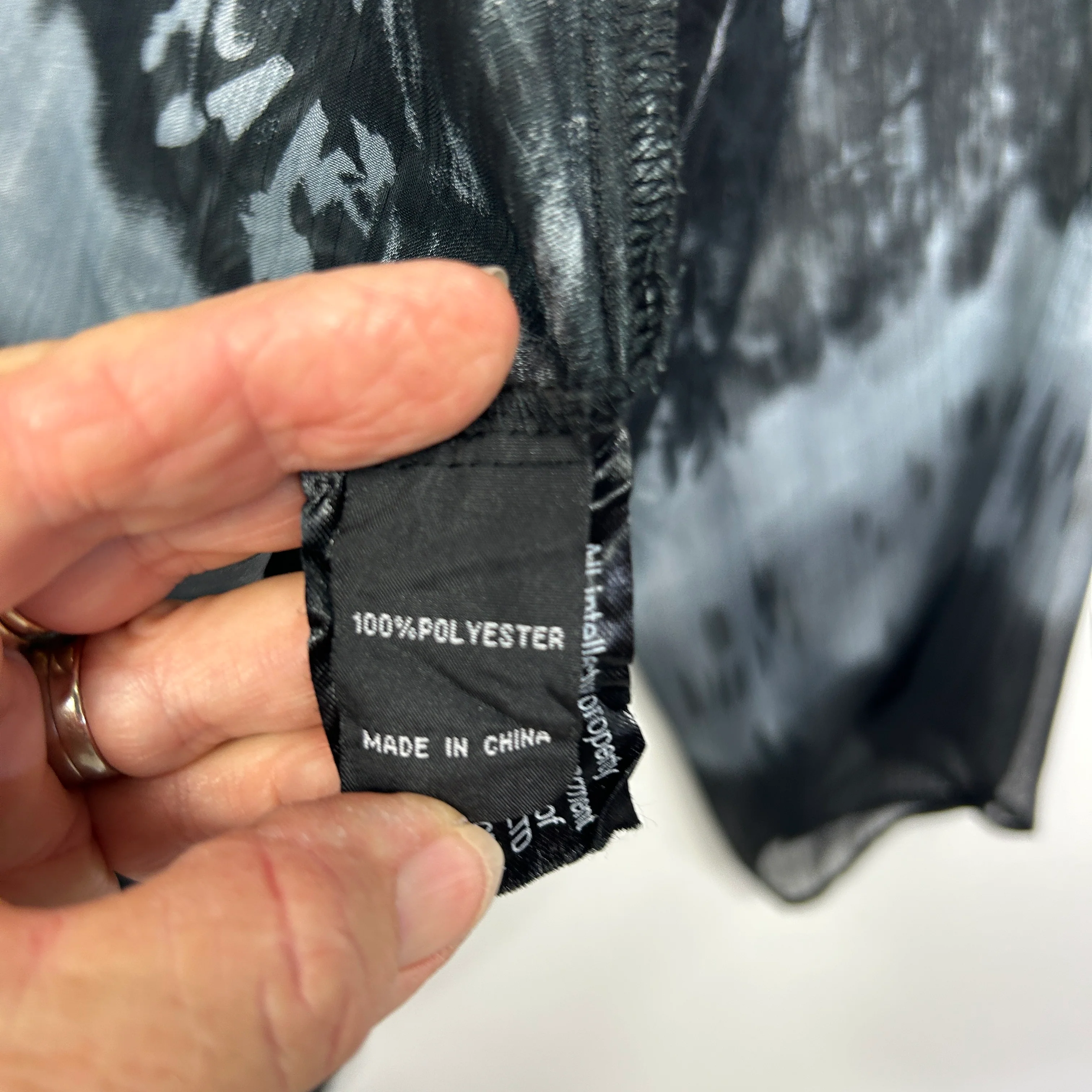 Taking Shape Black and Grey Abstract Print Sheer Top Kimono - Size 18 - Image 3