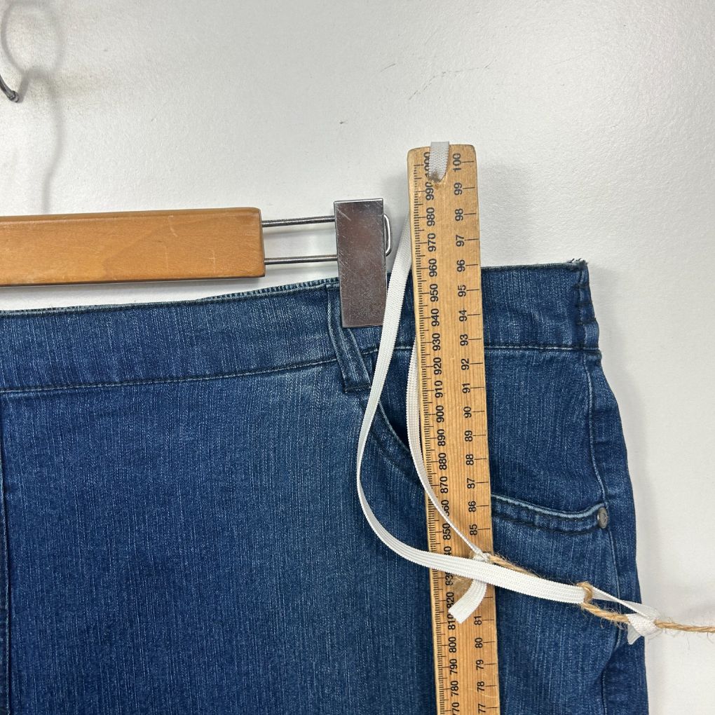 Black Pepper Blue Pull-On Jeans - Size 20 - Image 6