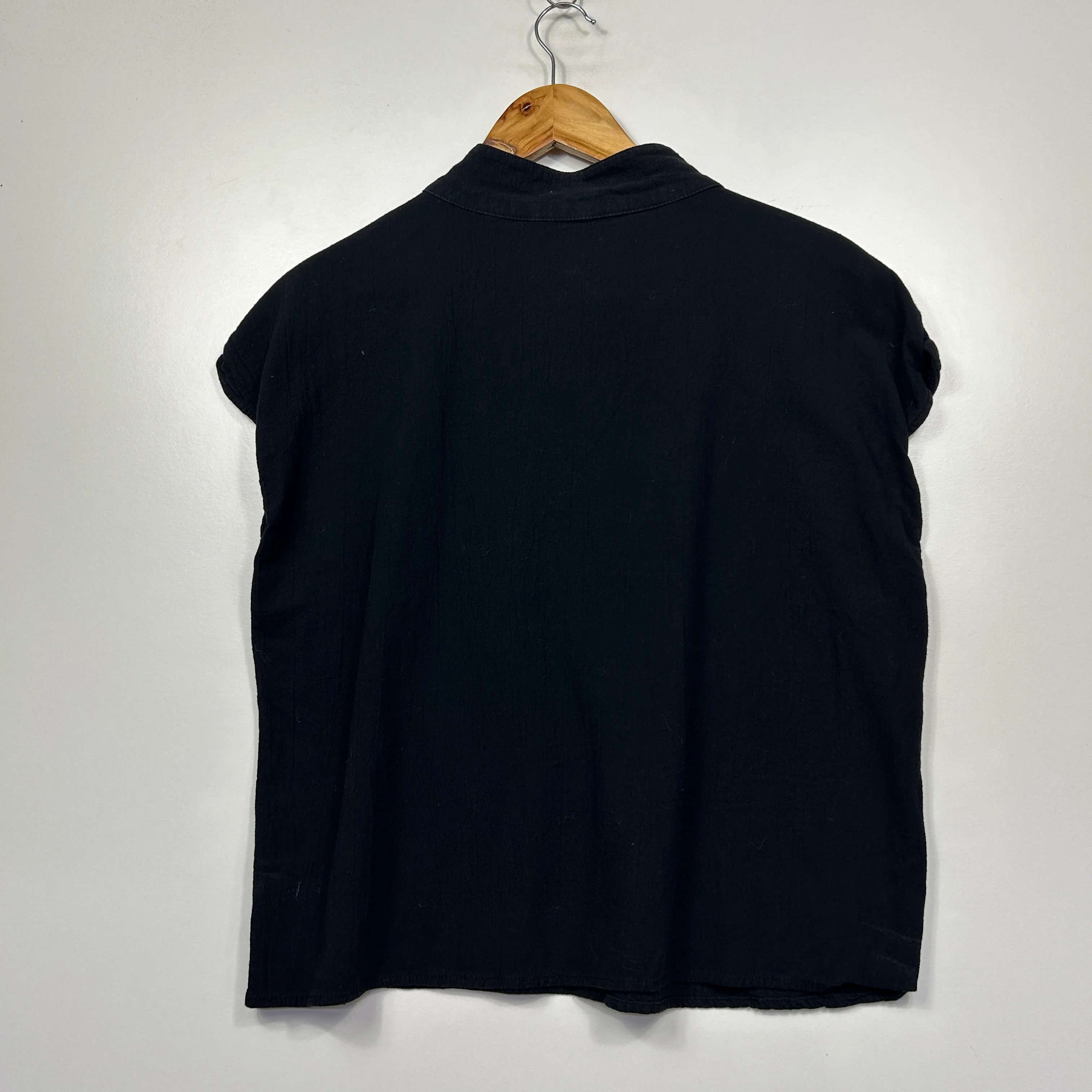 Black Textured Short Sleeve Top - Size 12/14 - Image 4