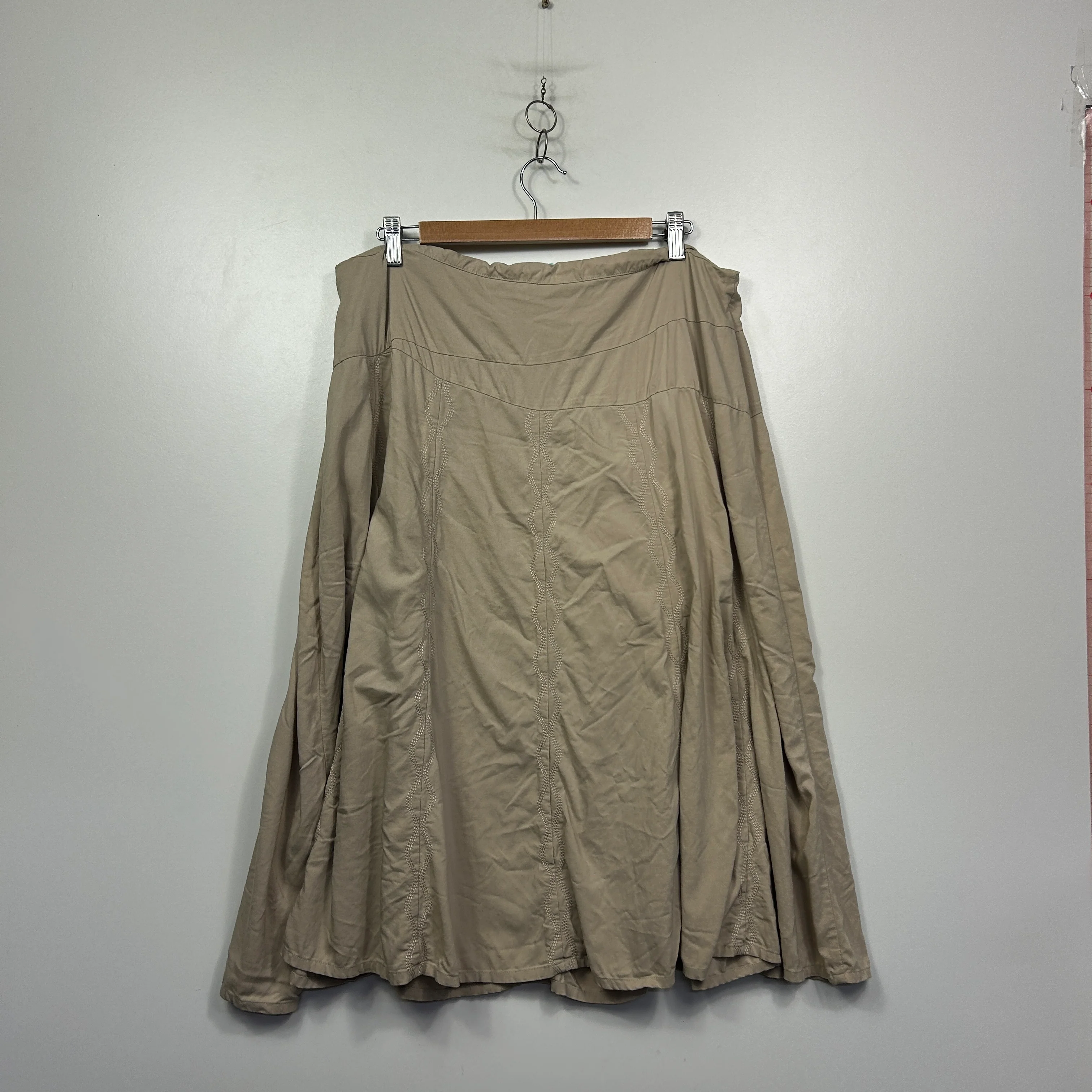 Blue Illusion Taupe A-Line Skirt with Decorative Stitching - Size XL - Image 3