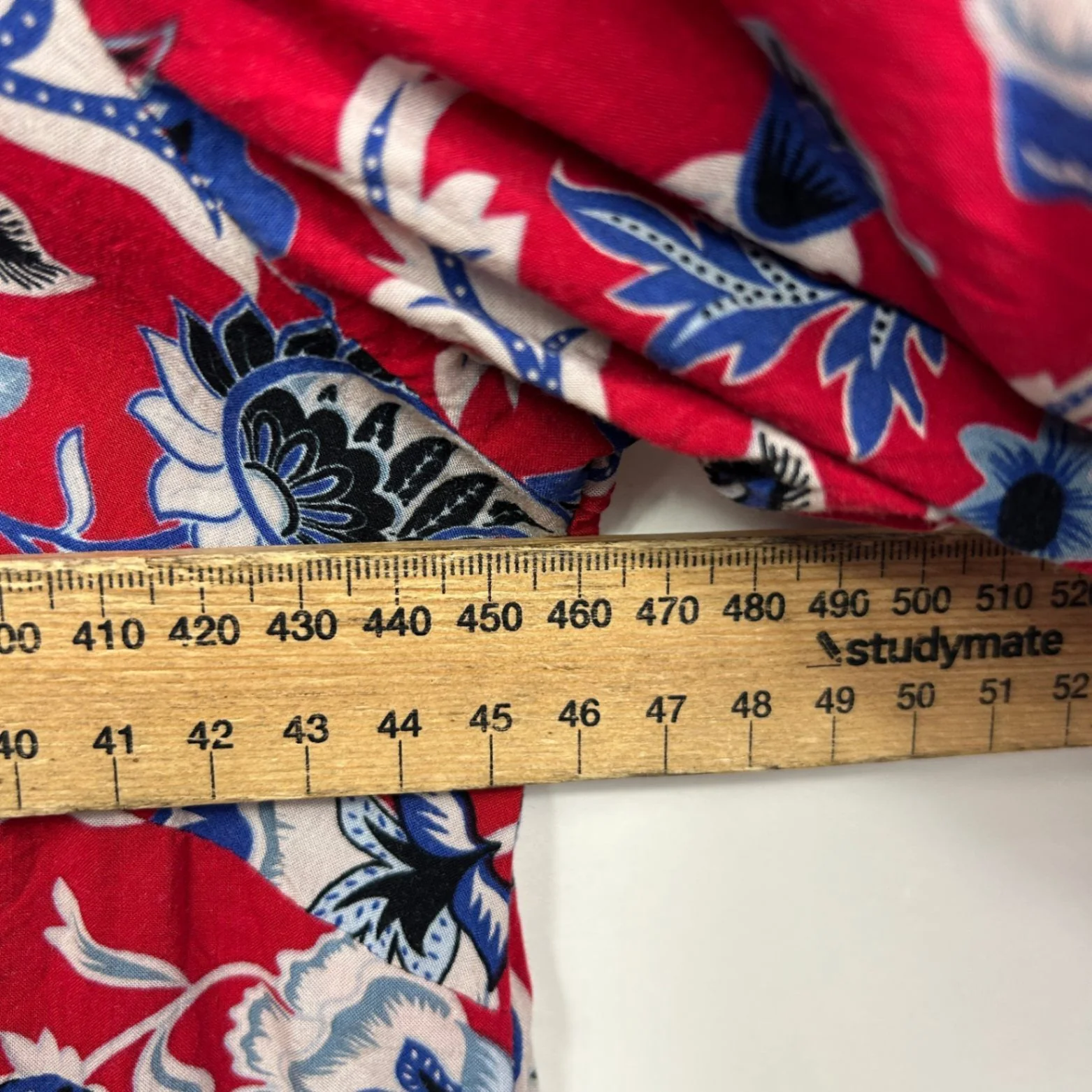 Blue Illusion Top Size 12 / 14 Red Floral Long Sleeve Rayon - Image 6