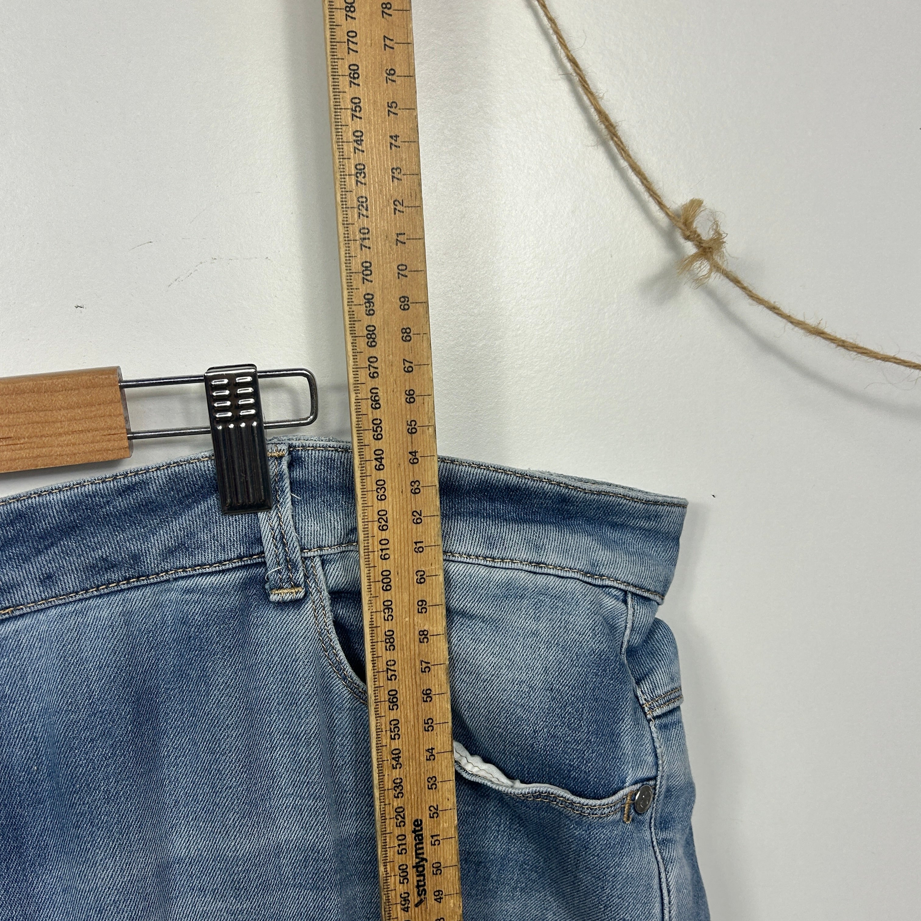 Breakers Blue Denim Shorts - Size 18 - Image 6