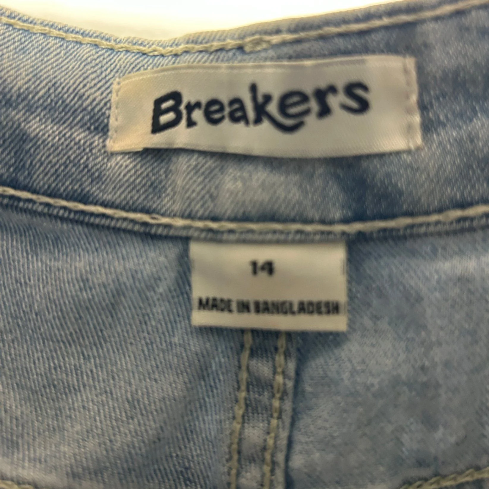 Breakers Women's Blue  Cut off Denim Shorts Size 14 - Image 4