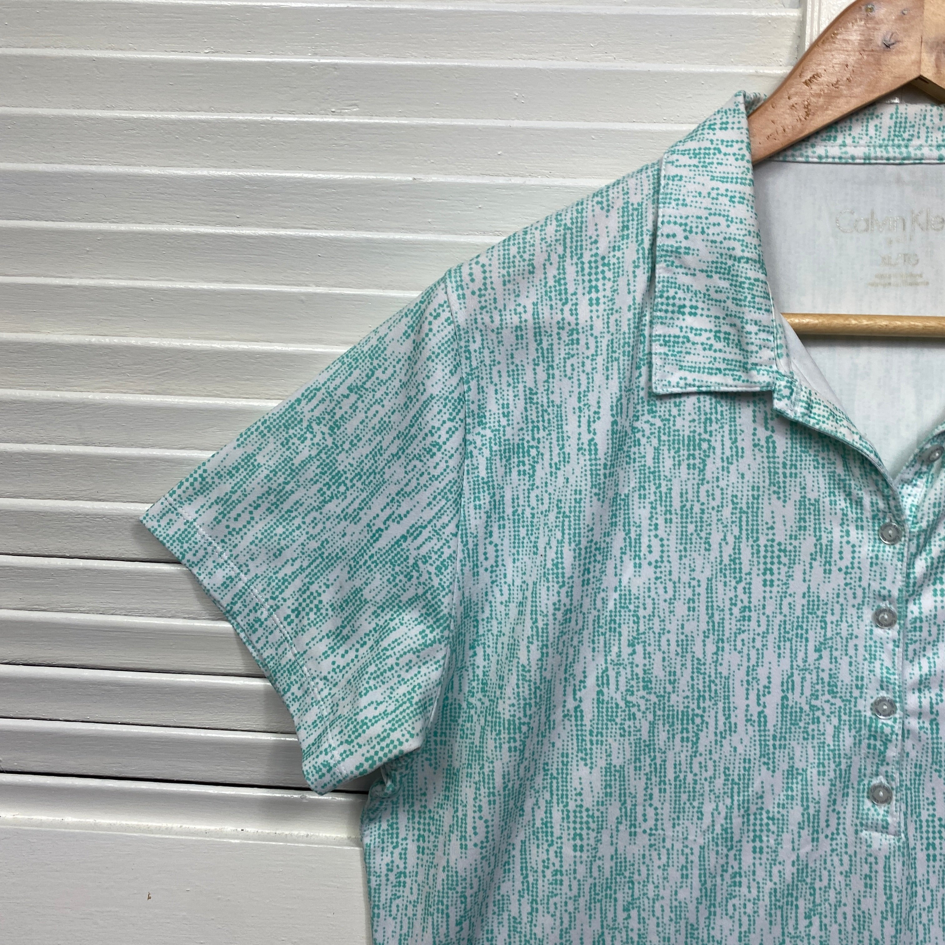 Calvin Klein Golf Top Size 16 XL Short Sleeve - Image 3