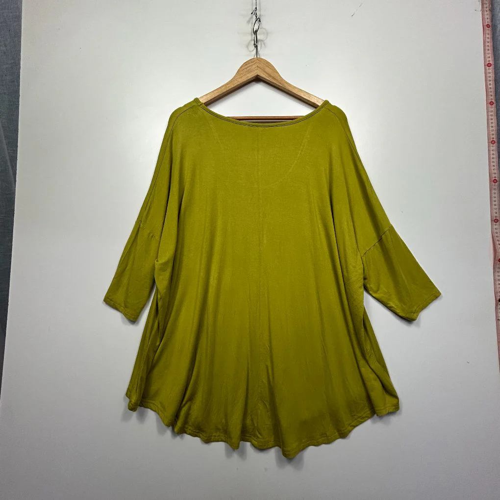 Capture Chartreuse Swing Top - Size 18 - Image 4