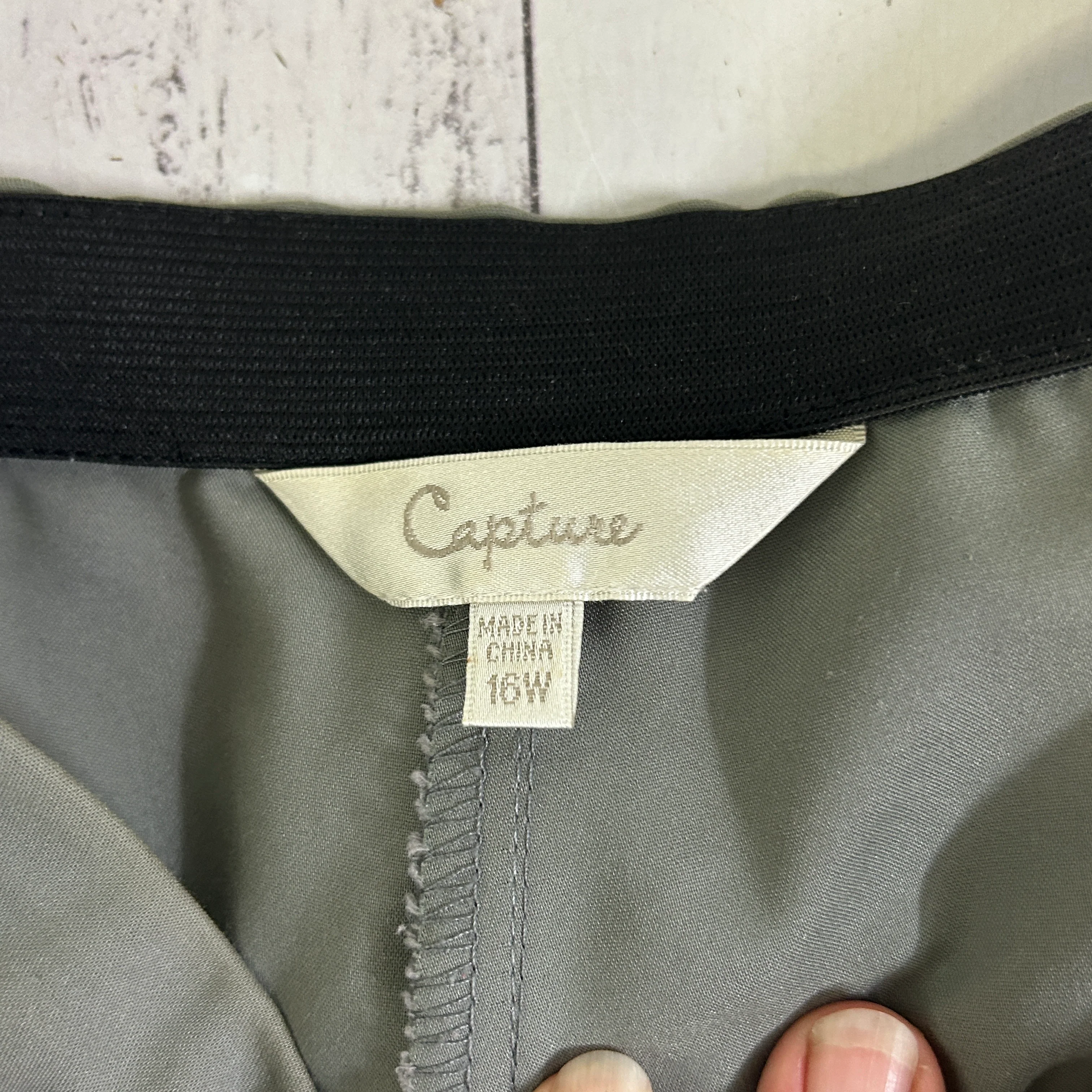 Capture Khaki Zip Pocket Pants - Size 16W - Image 3