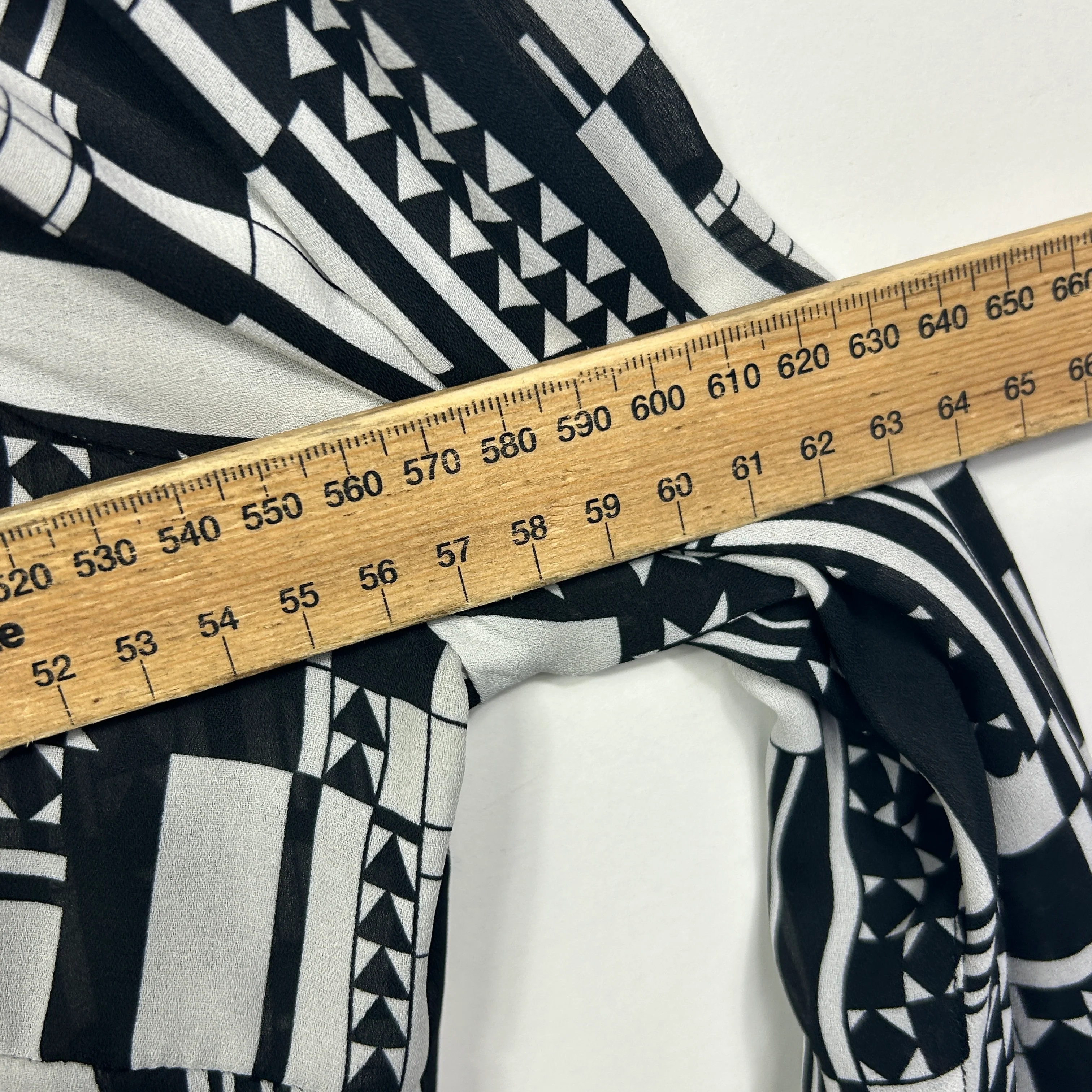 City Chic Black and White Shirt - Size 14/XS - Image 5