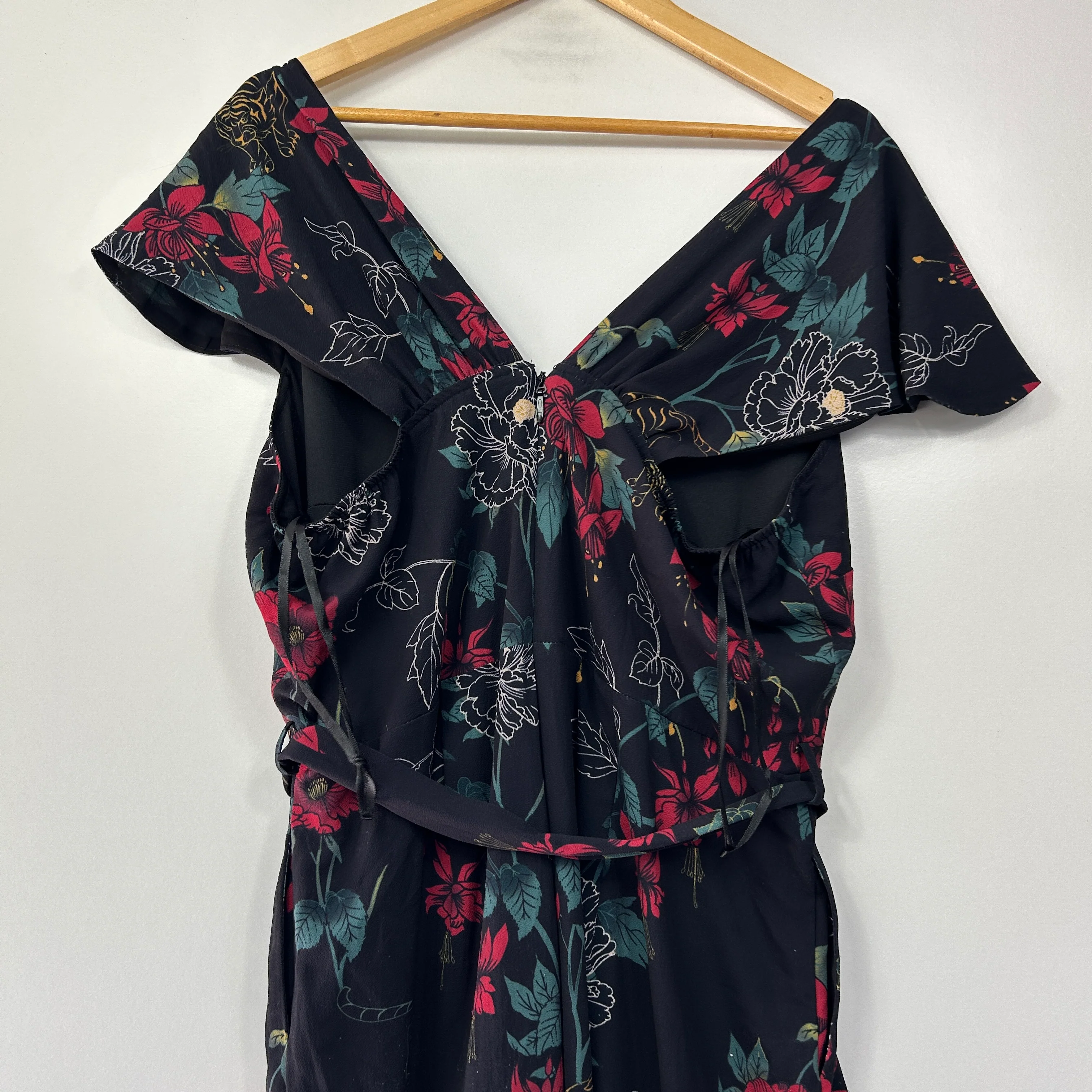 City Chic Black Floral Print Jumpsuit - Size 16 - Image 5