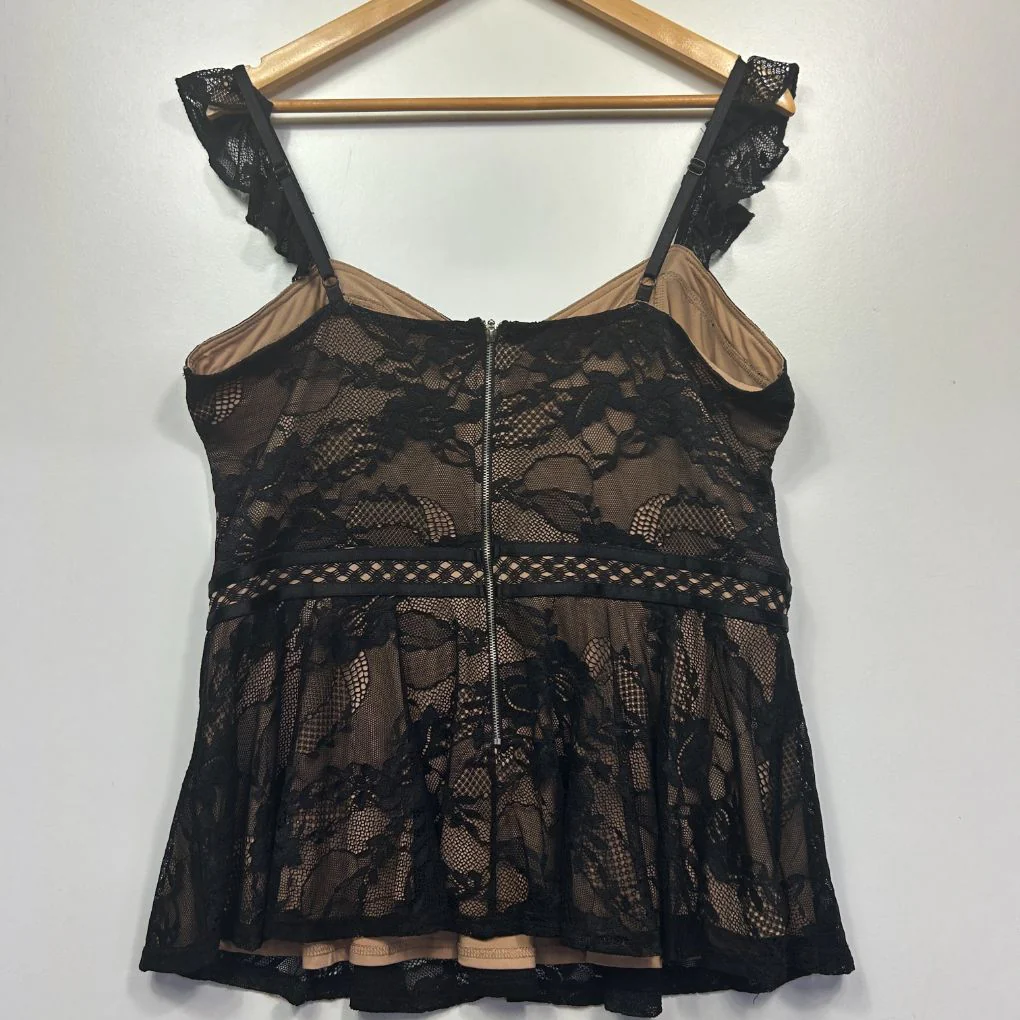 City Chic Black Lace Sleeveless Top - Size 18/M - Image 3