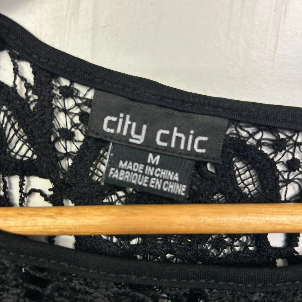 City Chic Black Lace Top - Size 18/M - Image 2