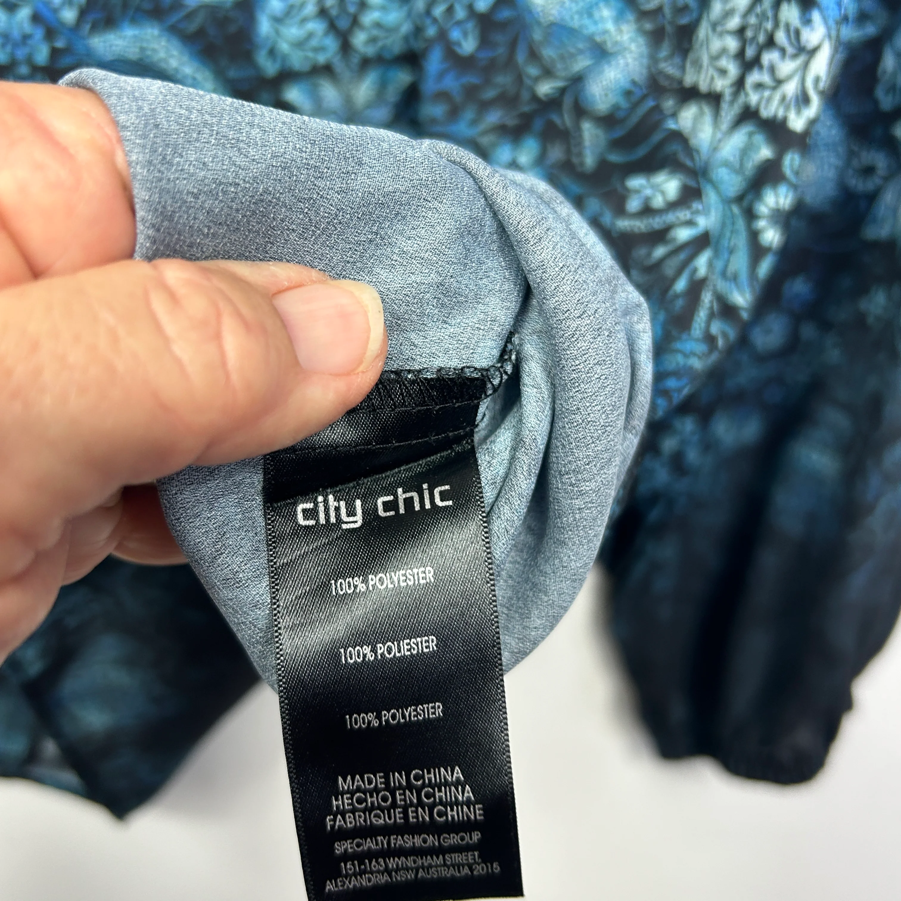 City Chic Blue Floral Print Top - Size 14/XS - Image 4