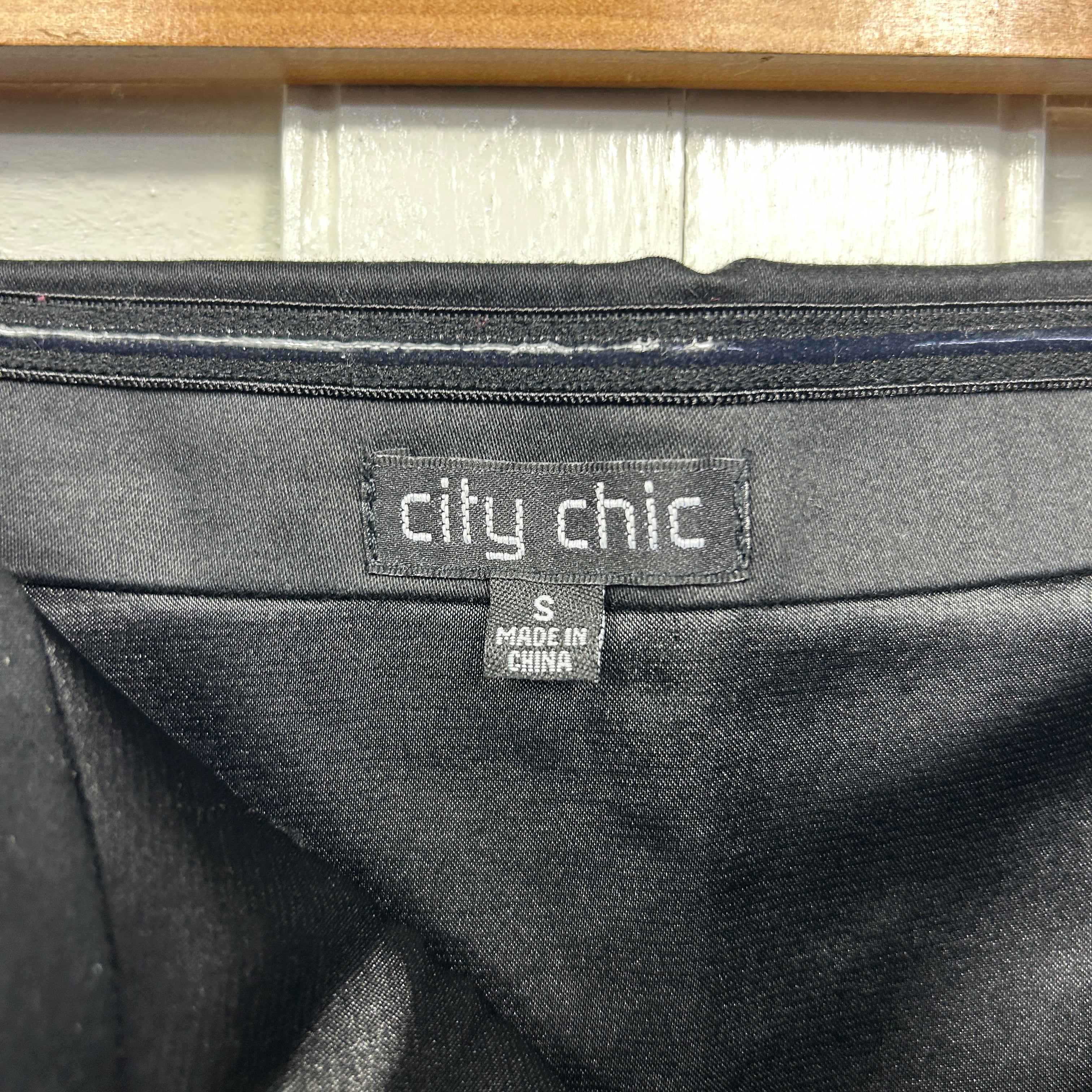 City Chic Dress Size 16 Small Plus Strapless Floral Cocktail - Image 5
