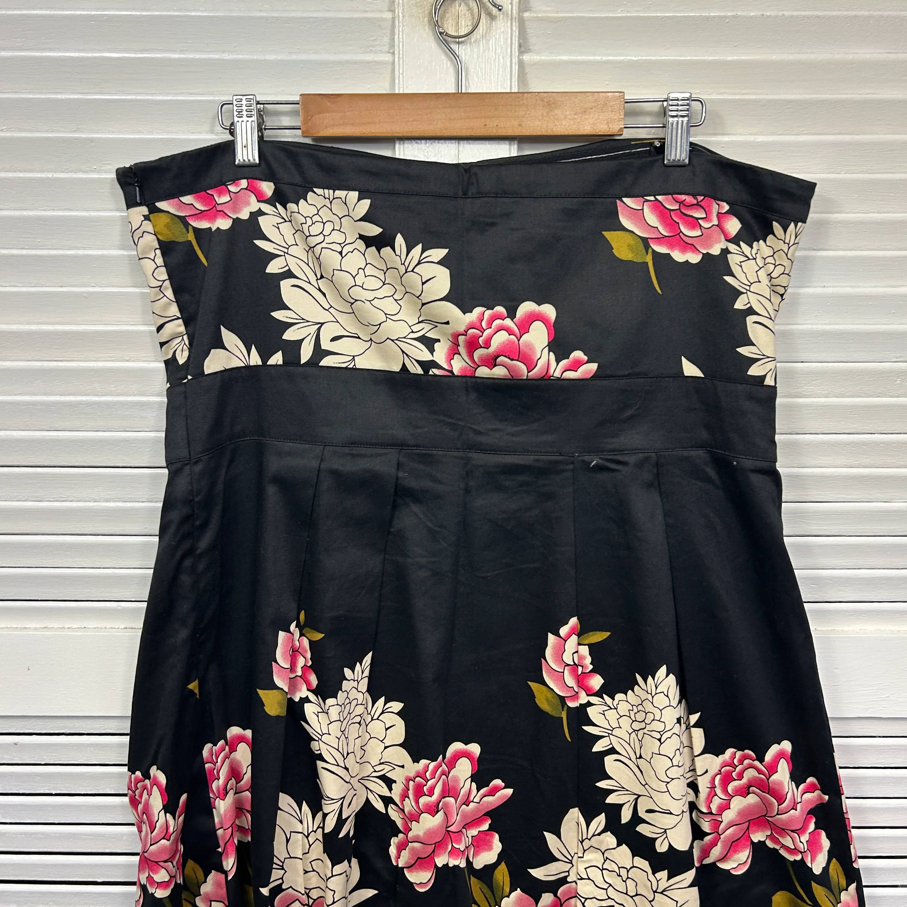 City Chic Dress Size 16 Small Plus Strapless Floral Cocktail - Image 7