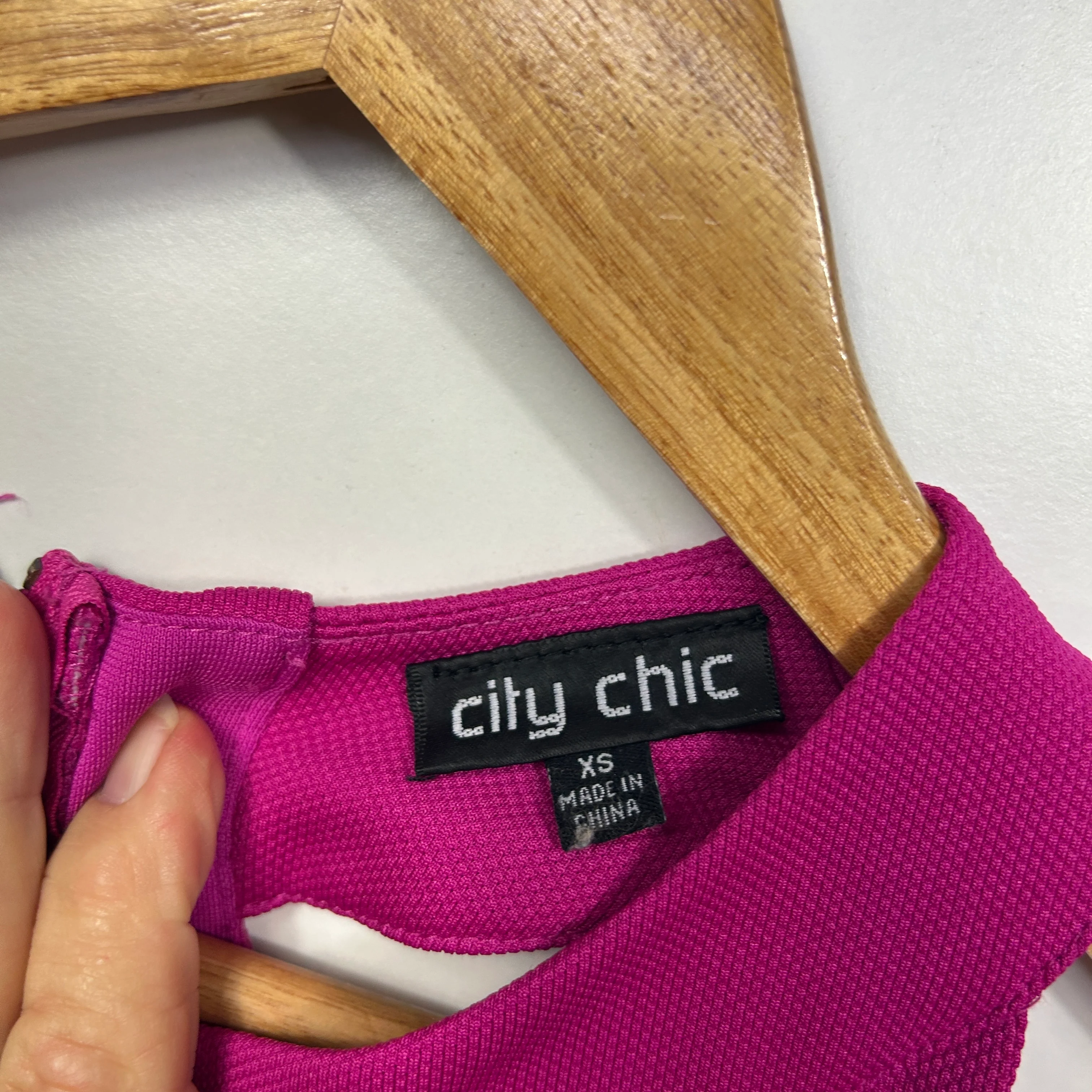 City Chic Magenta Sleeveless Peplum Top - Size 14/XS - Image 3