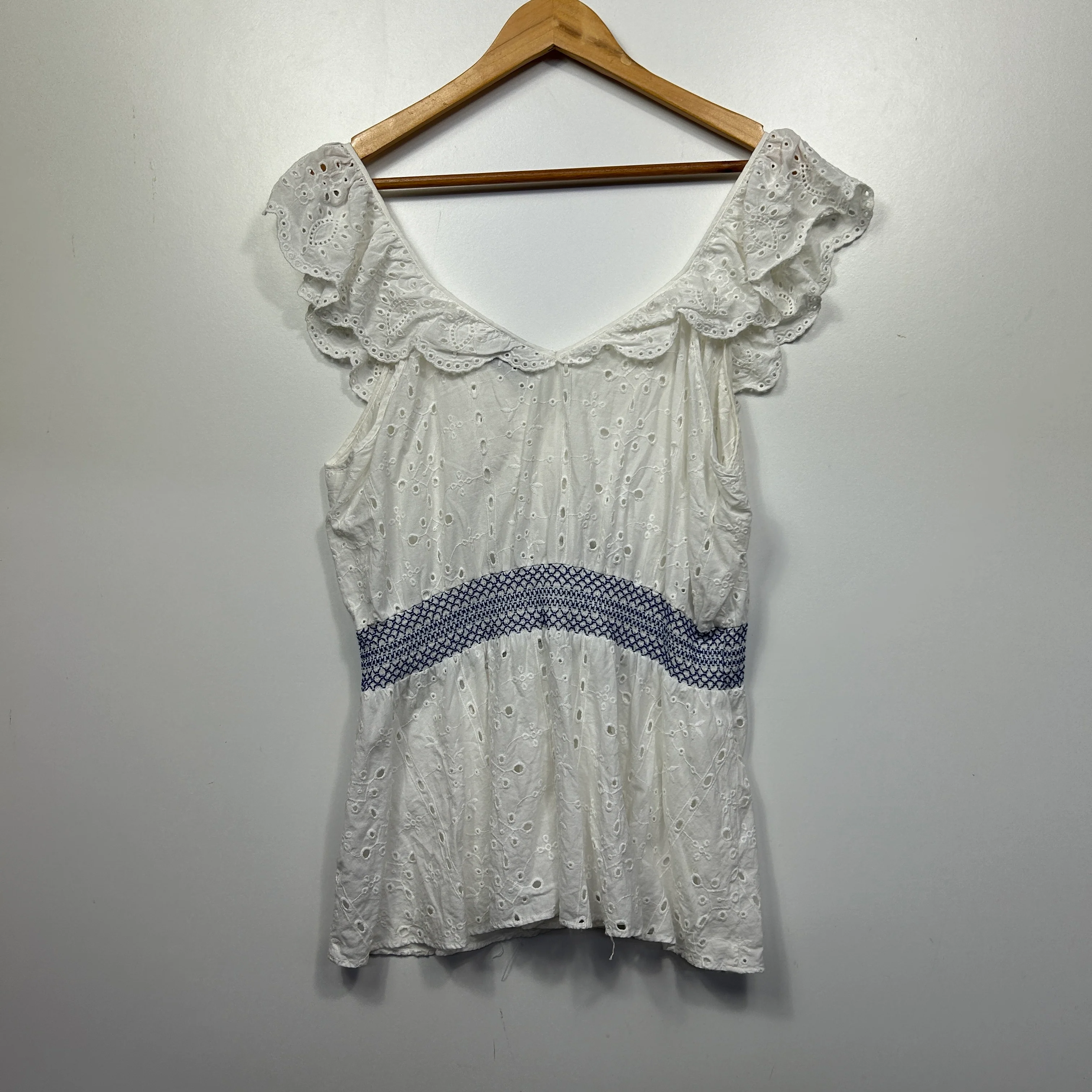 City Chic White Broderie Anglaise Top - Size 18/M - Image 2