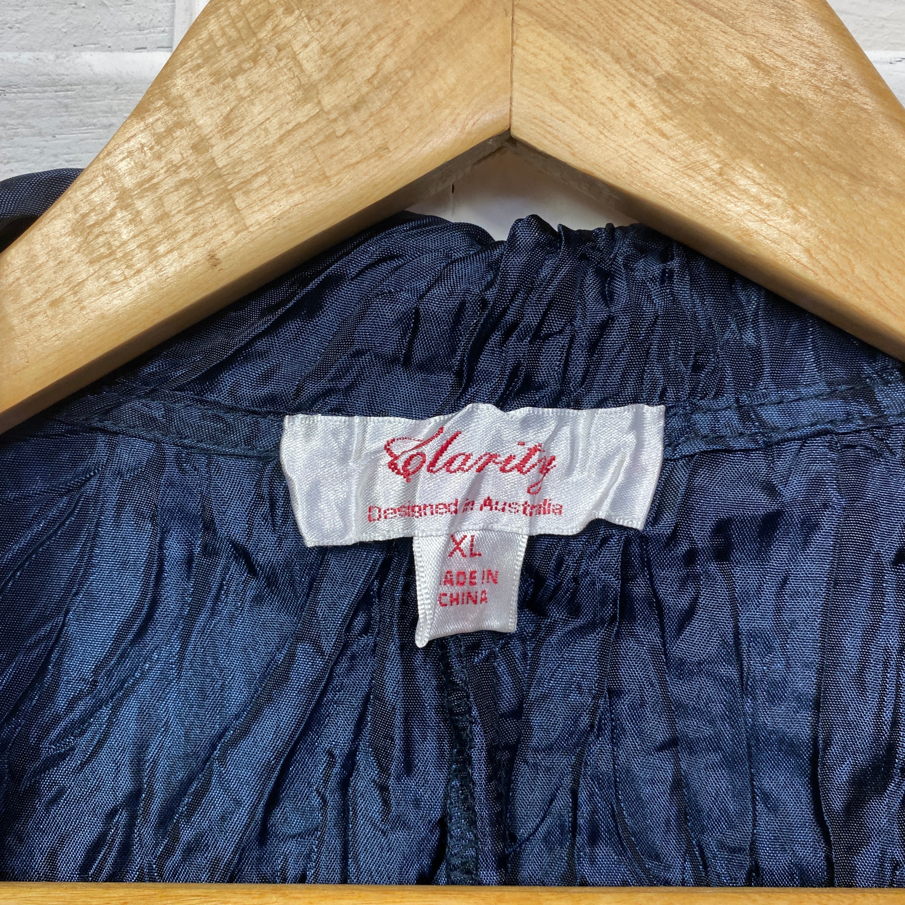 Clarity Top Size XL 16 Sleeveless Navy Blue Crinkle - Image 3
