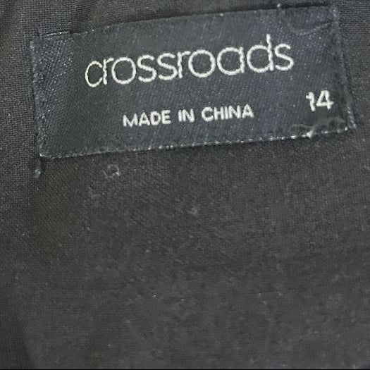Crossroads Black Cropped Capri Pants - Size 14 - Image 5