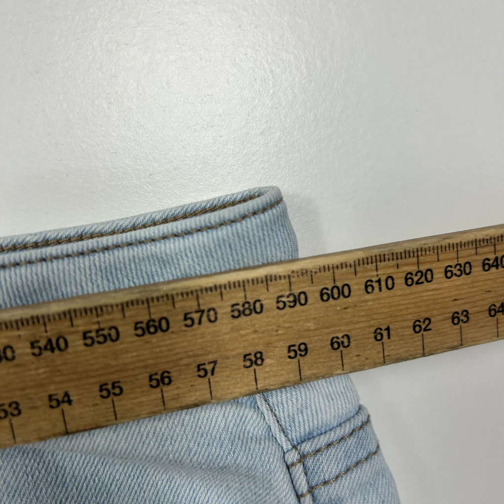 Crossroads Denim Light Blue Denim Shorts - Size 22 - Image 5