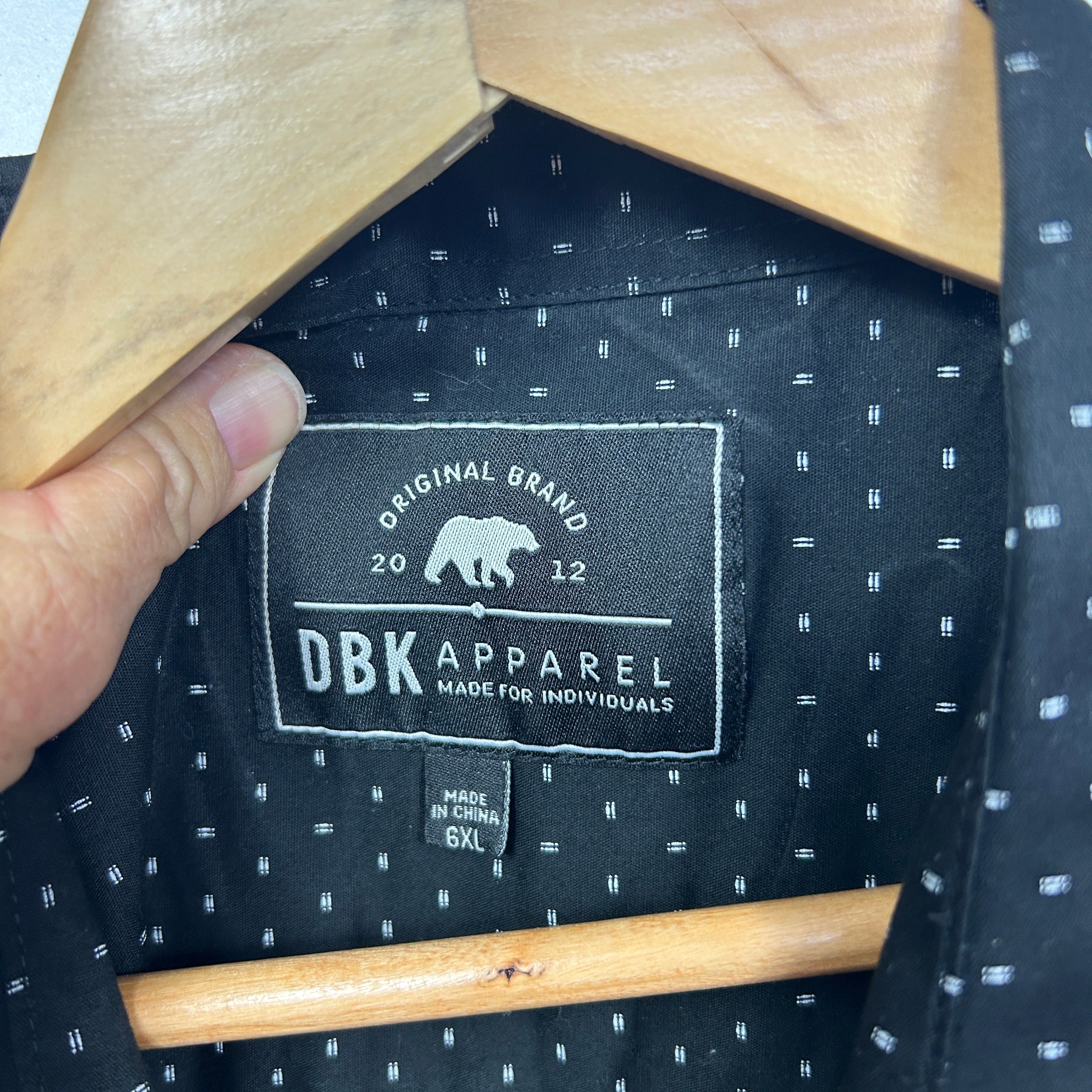 DBK Apparel Black Polka Dot Short Sleeve Shirt - Size 6XL - Image 2