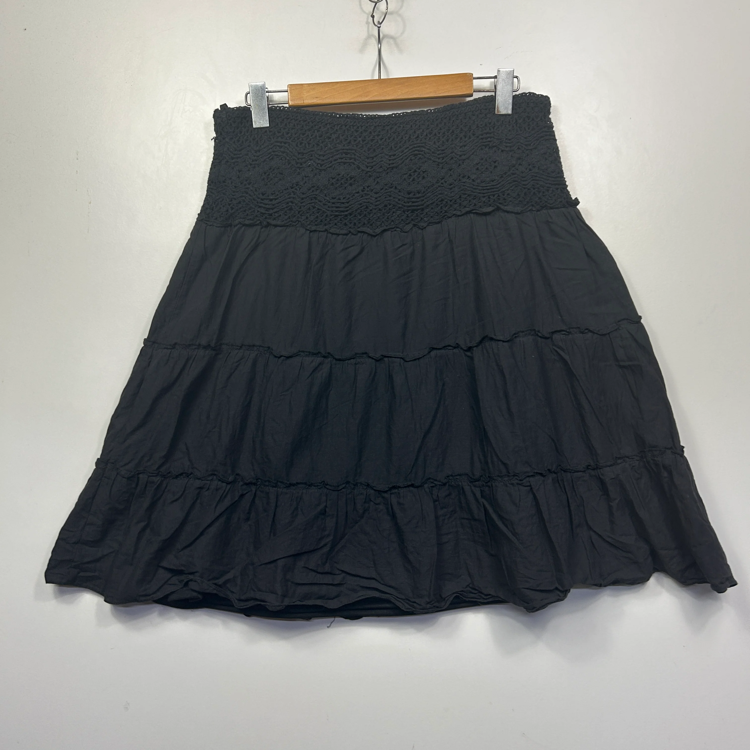 Expression Crochet Waist Black Skirt - Size 16 - Image 3