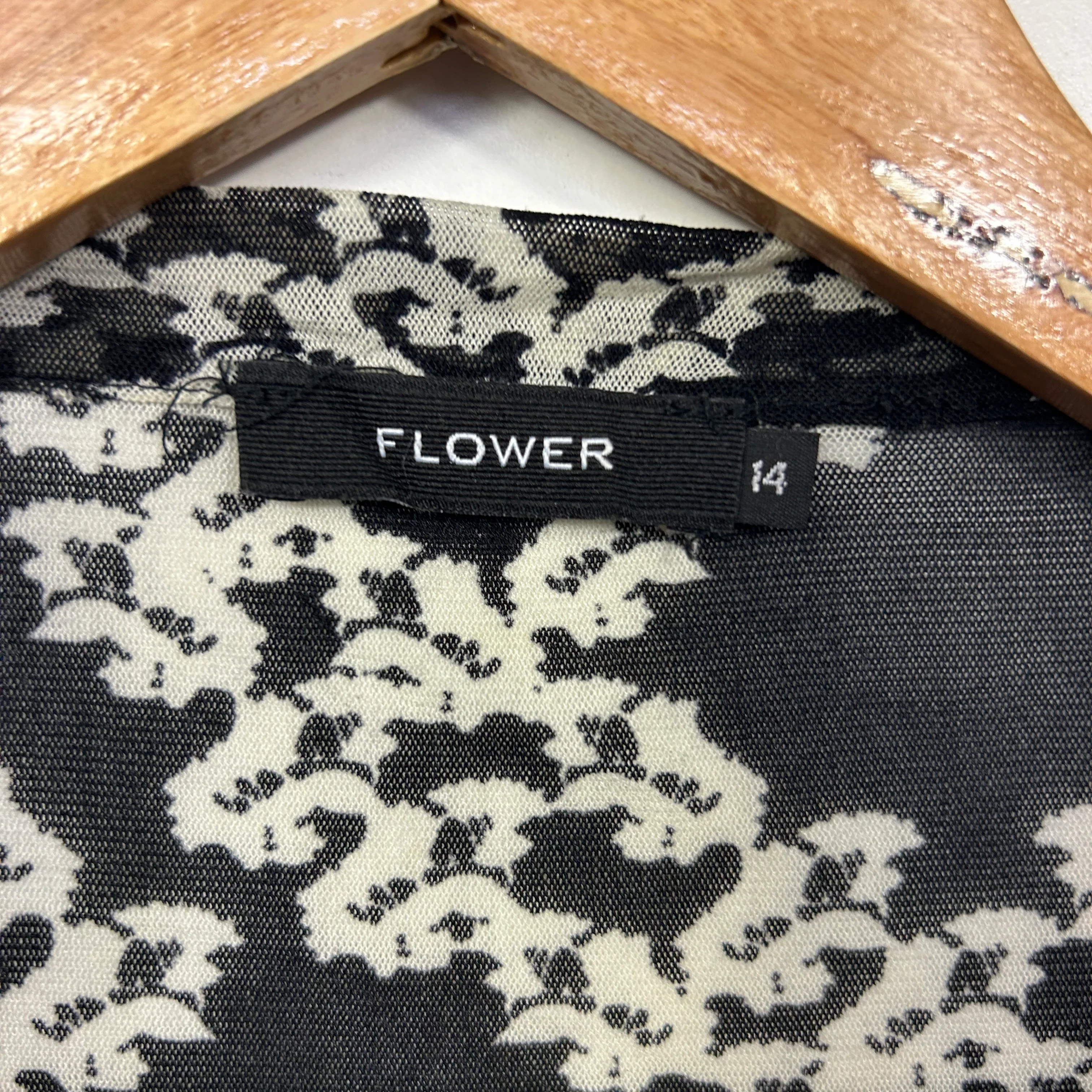 Flower Black White Floral Duster Jacket  - Size 14 - Image 2
