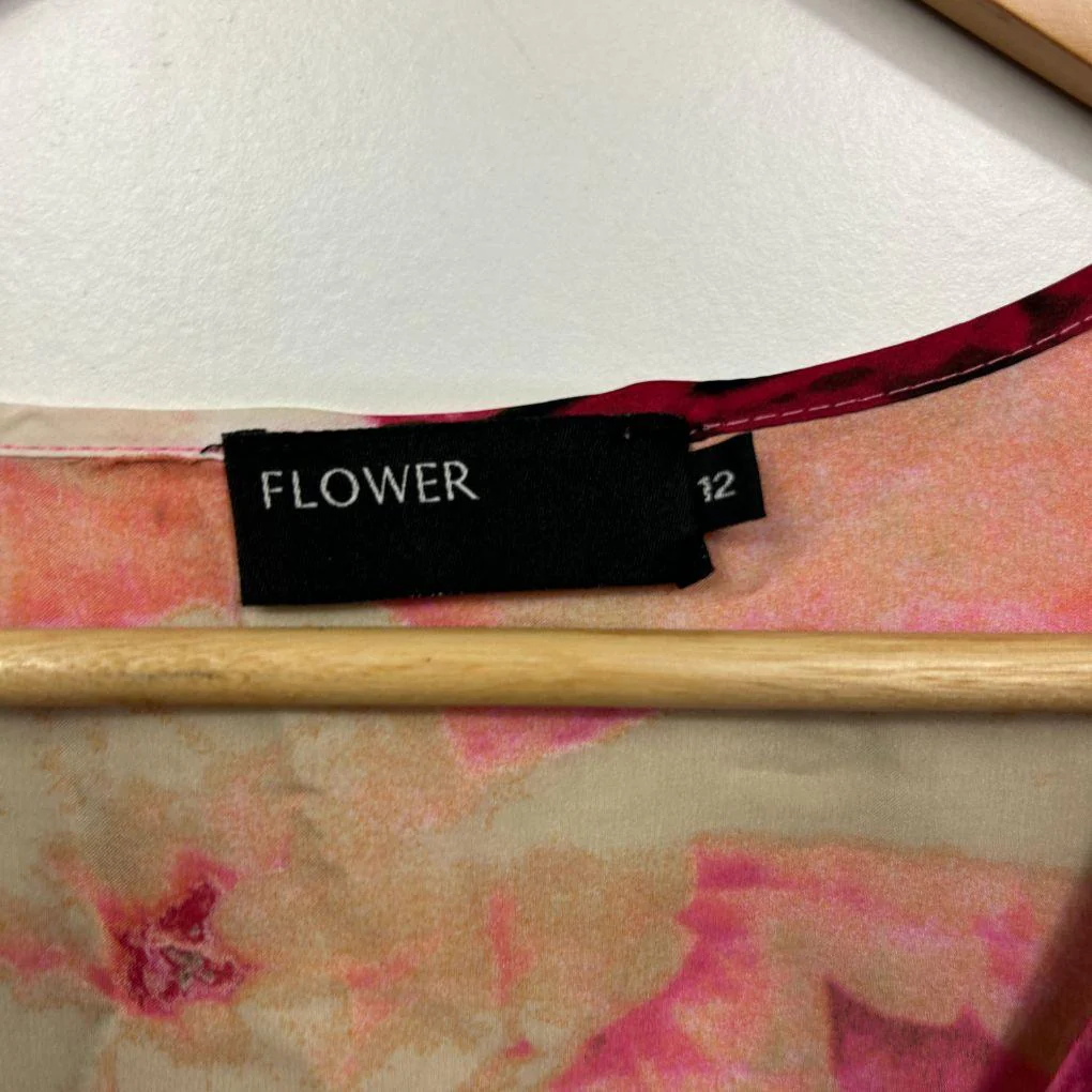 Flower Pink Floral Asymmetric Hem Top - Size 12 - Image 2