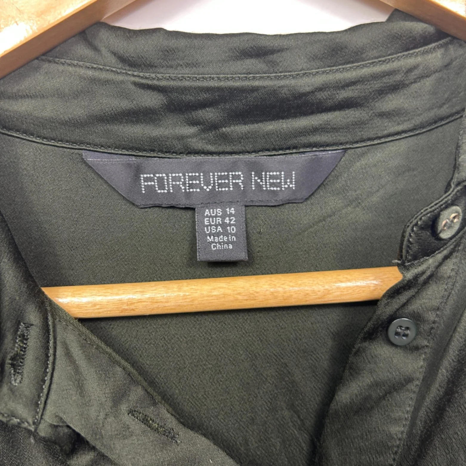 Forever New Olive Green Button Up Top Shirt Size 14 Viscose - Image 3