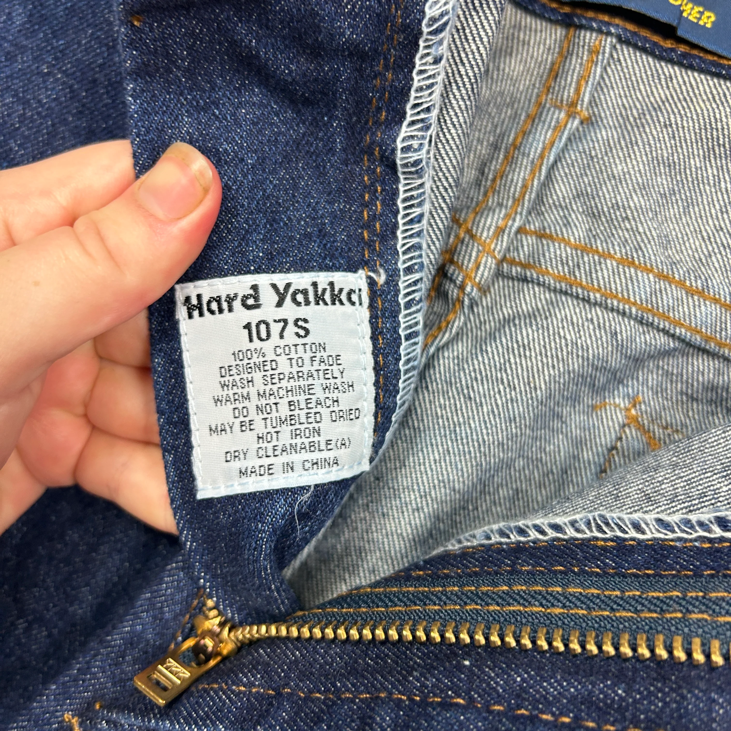 Hard Yakka Heavyweight Rigid Denim Shorts - Size 107S - Image 2